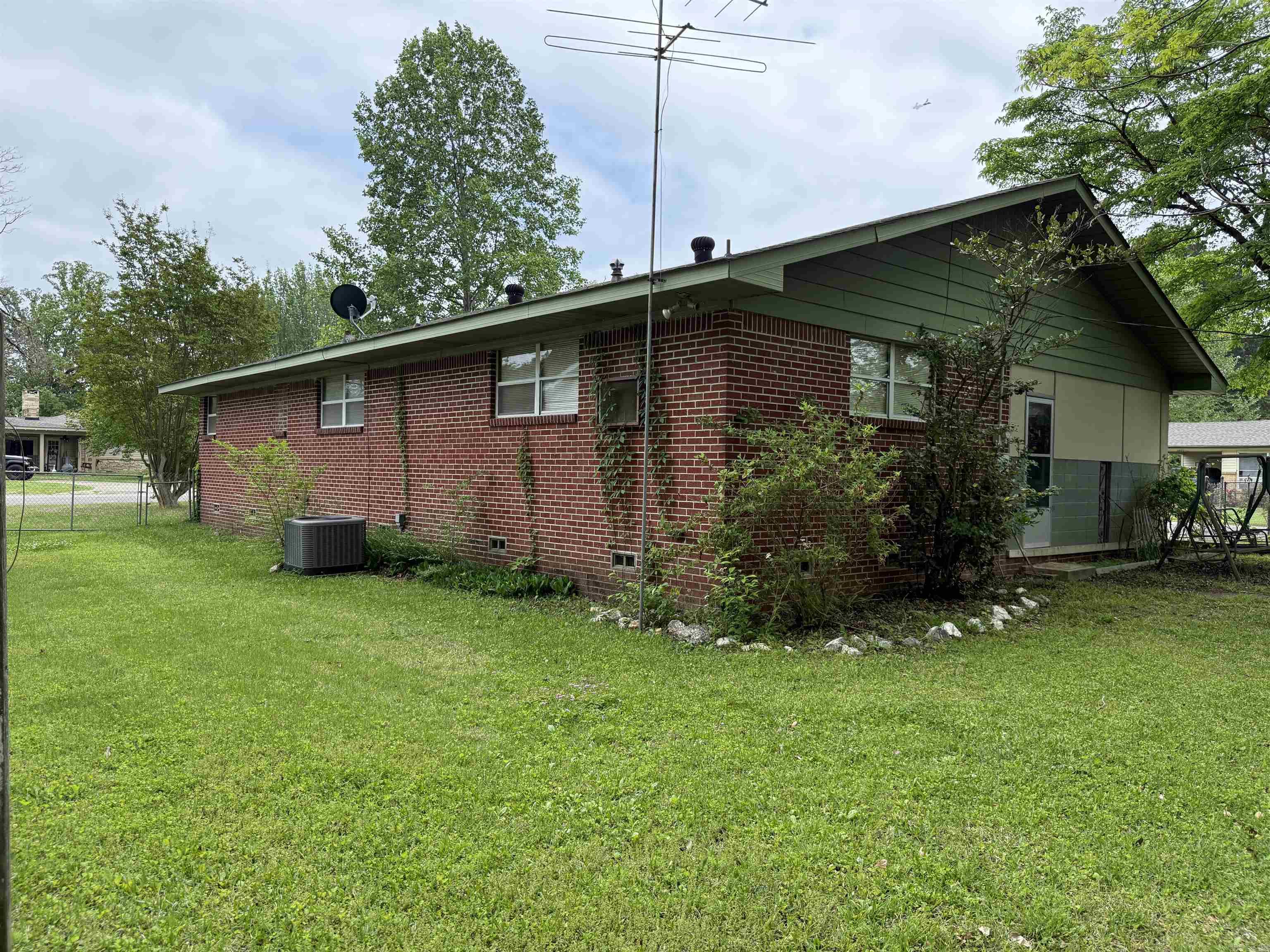 RIVERCLIFF - Residential