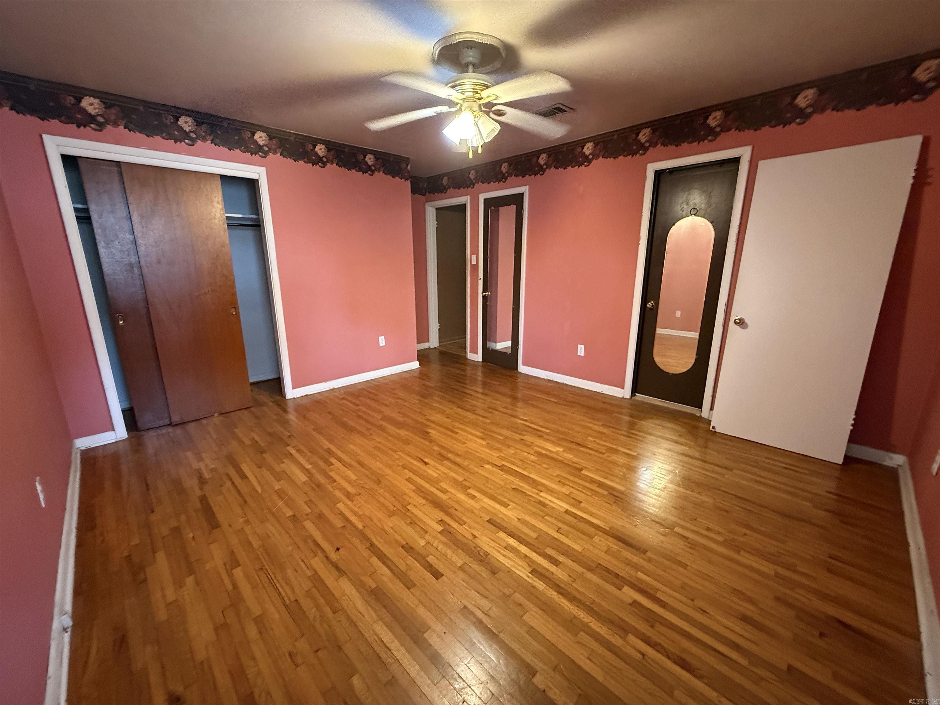 RIVERCLIFF - Residential