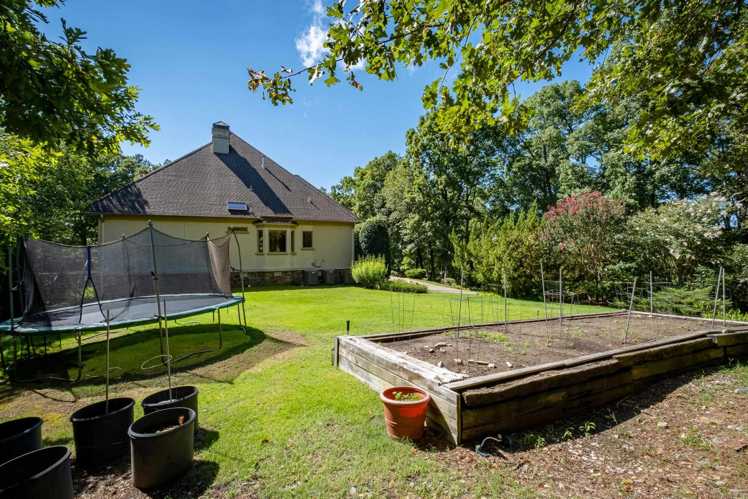 FERNCREST ESTATES - Residential