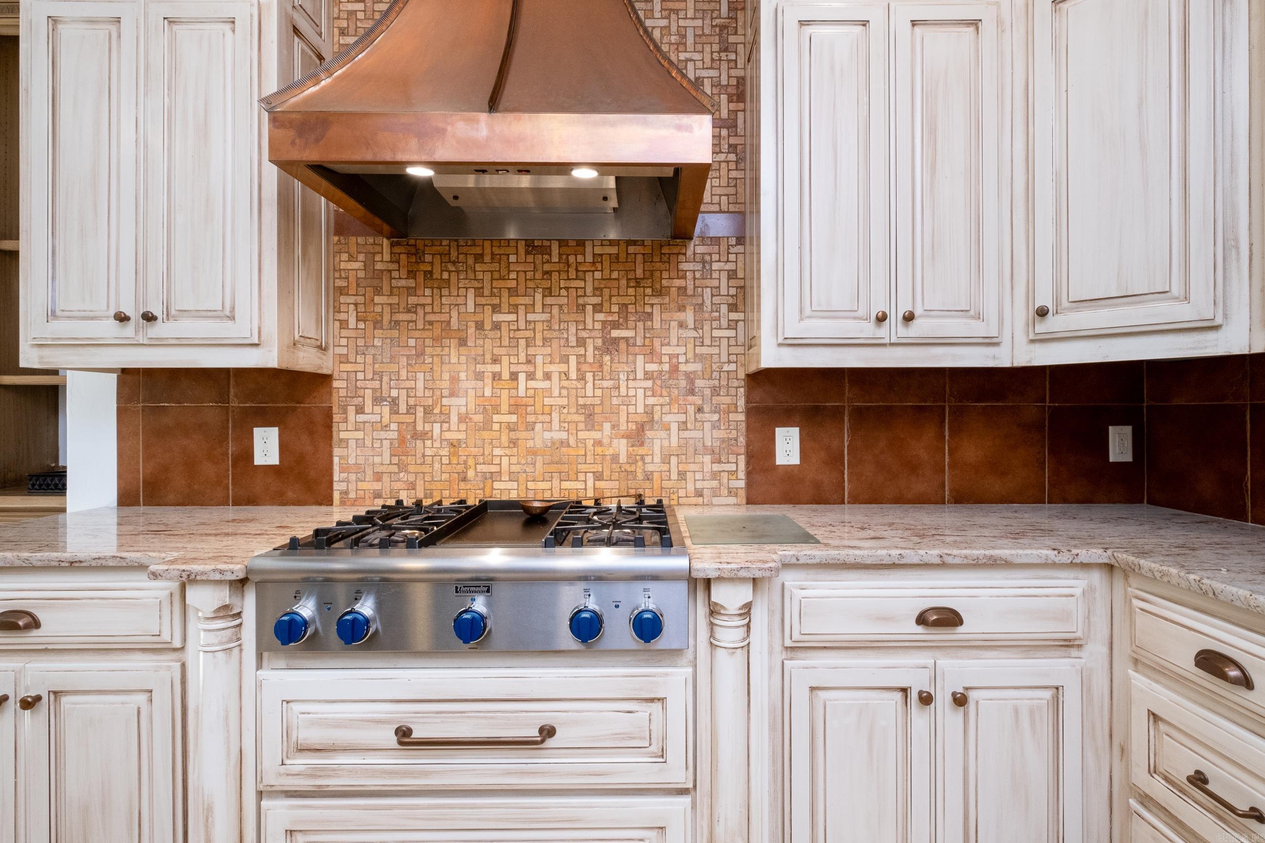 FERNCREST ESTATES - Residential