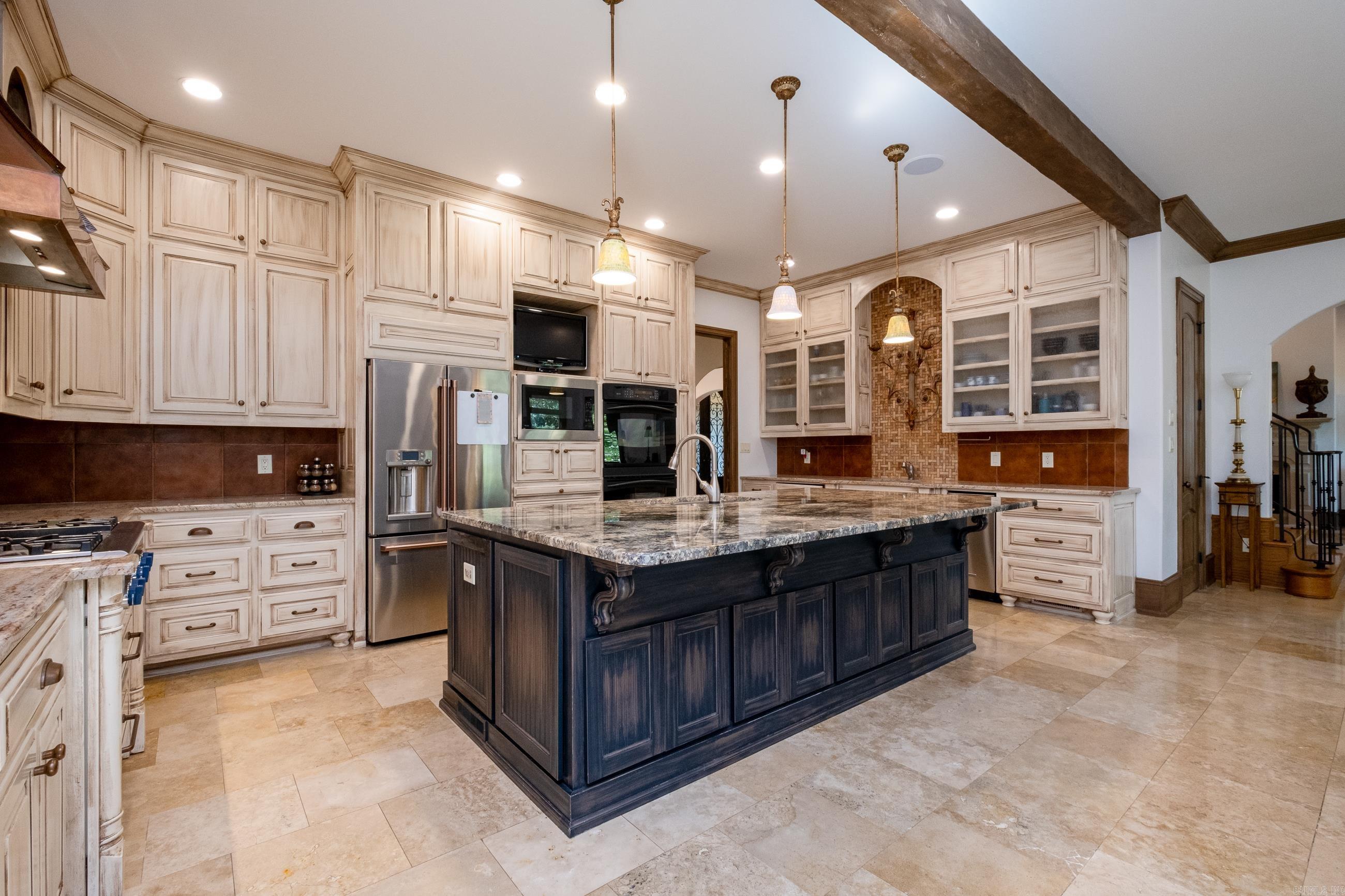 FERNCREST ESTATES - Residential