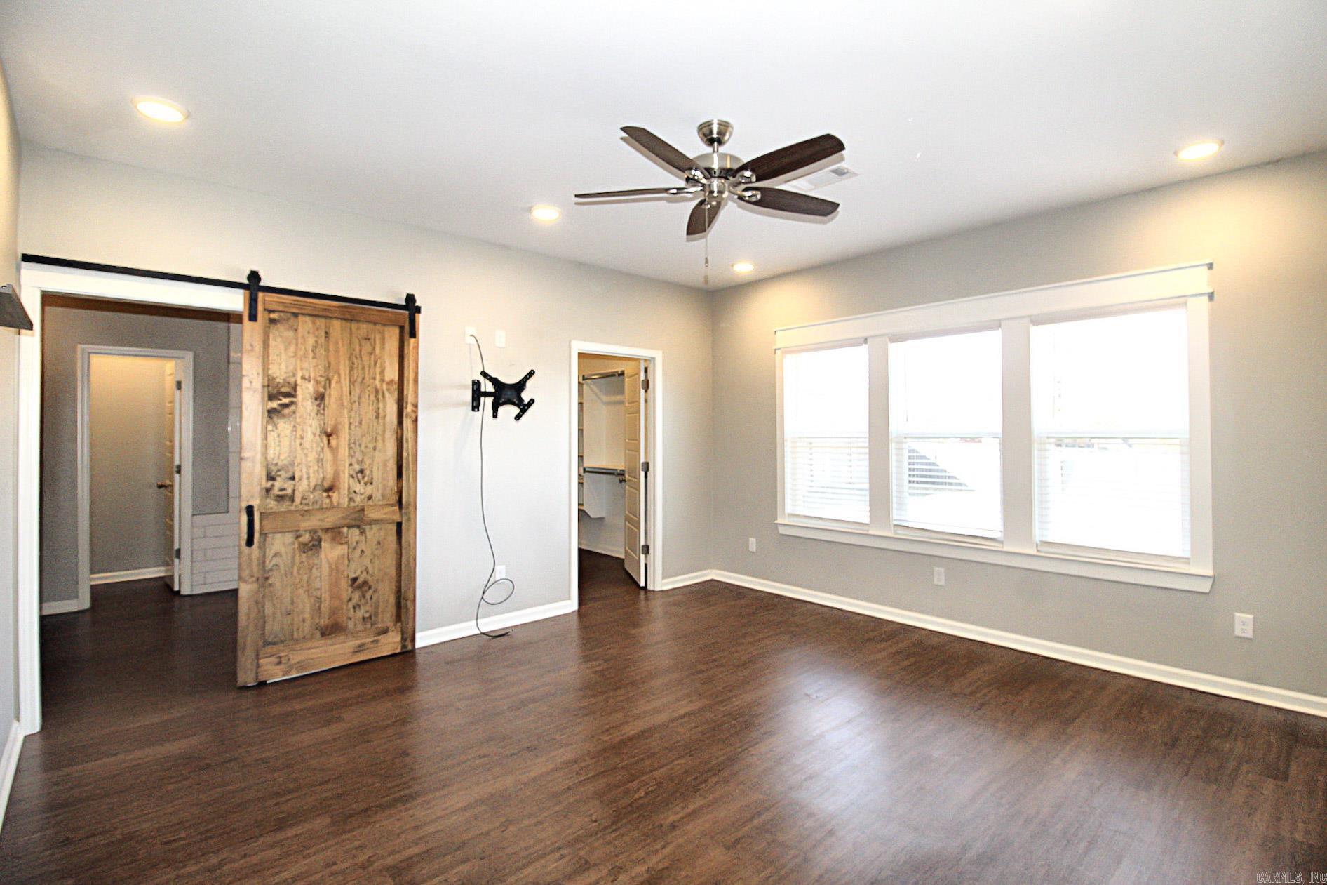 Jacob Creek - Residential