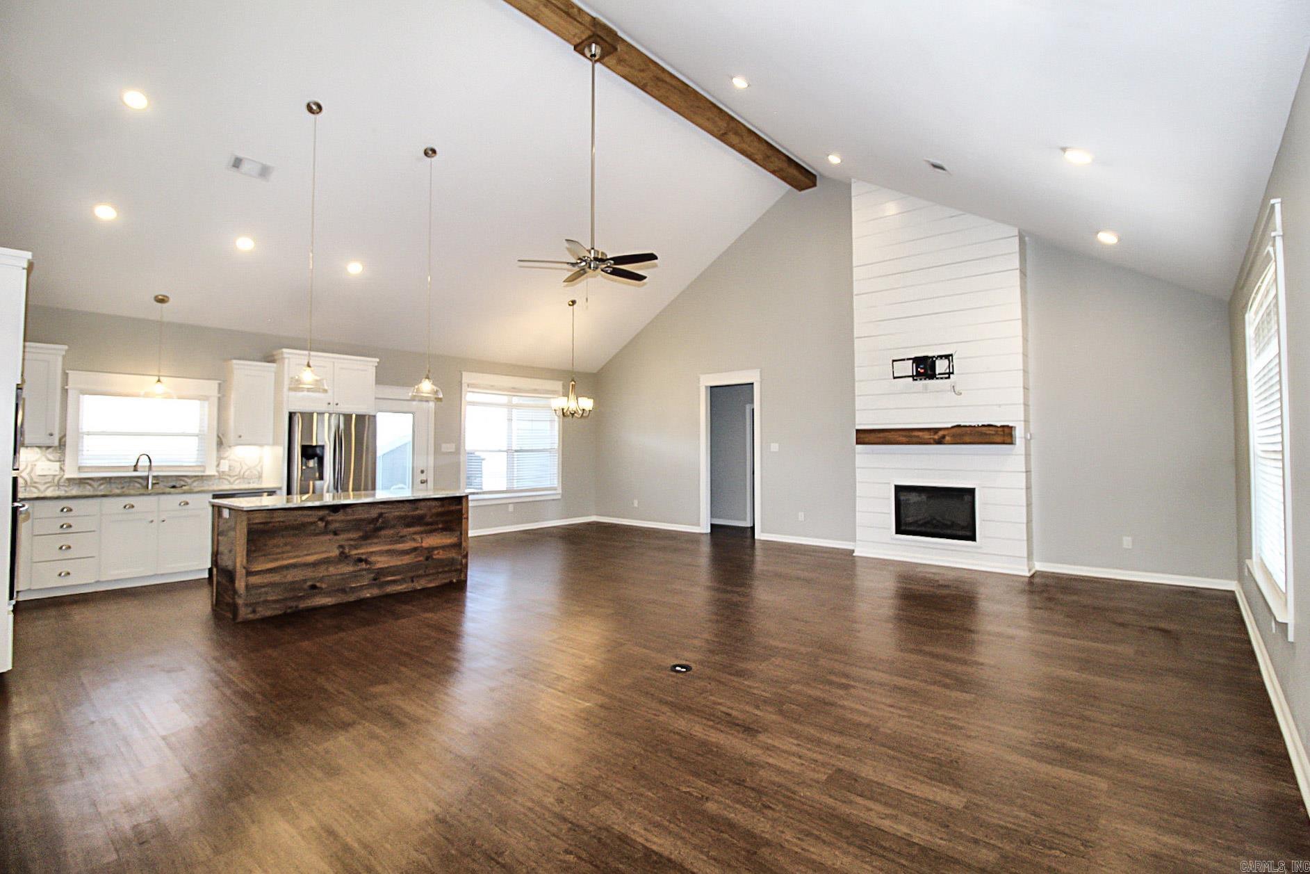 Jacob Creek - Residential