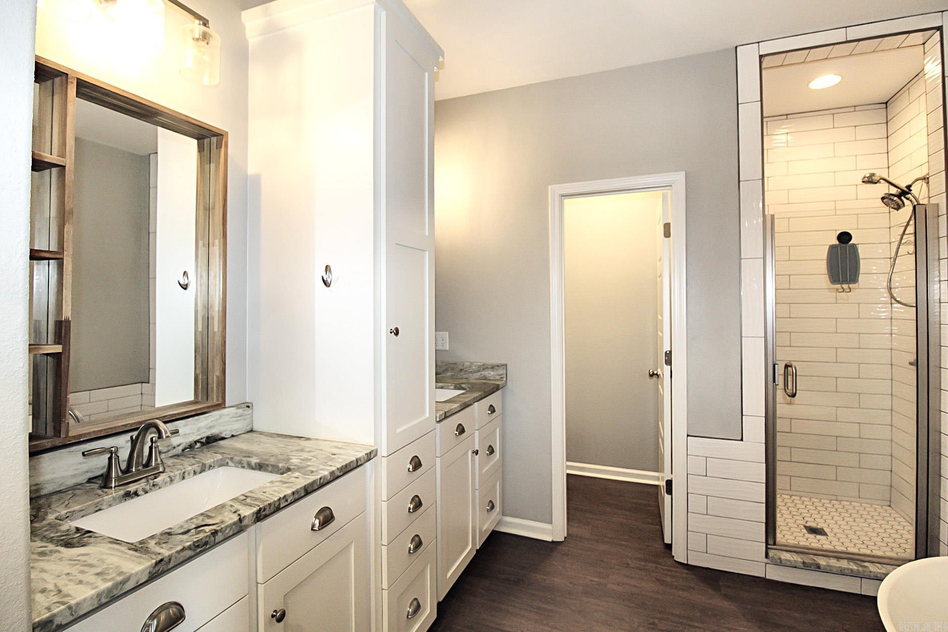 Jacob Creek - Residential