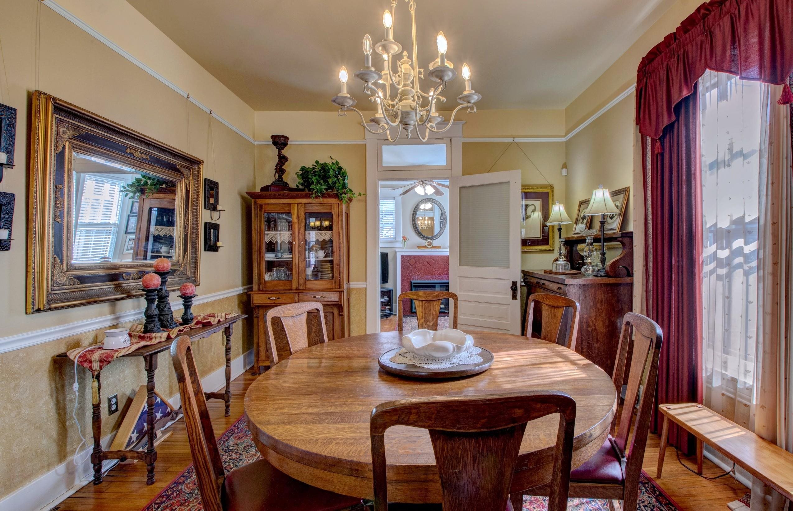 FULTONS - Residential