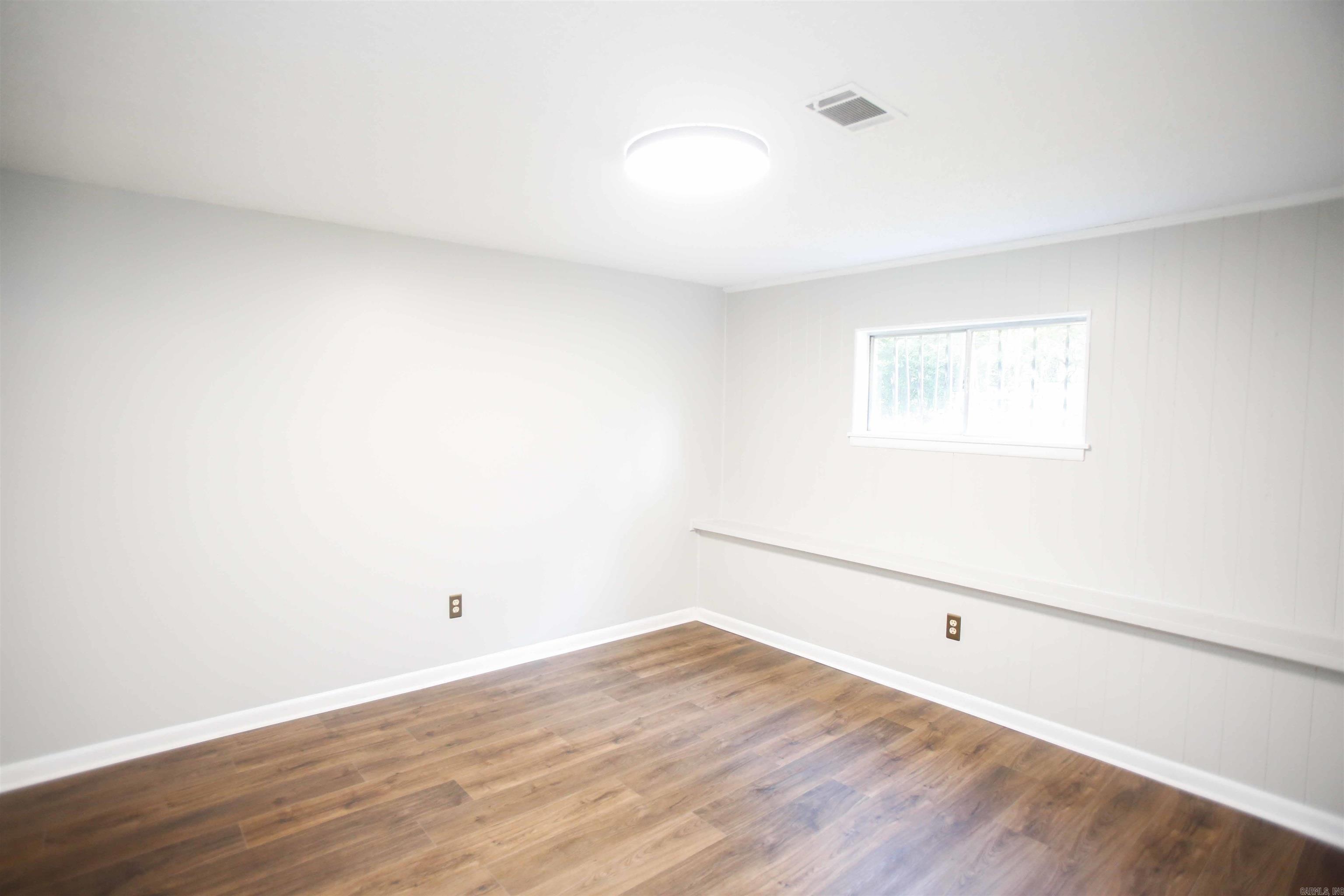 Breckenridge 1st - Residential Lease