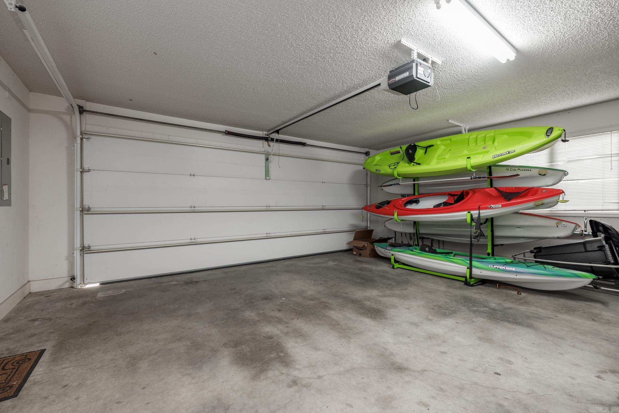 BALBOA COVE COURTS - Residential