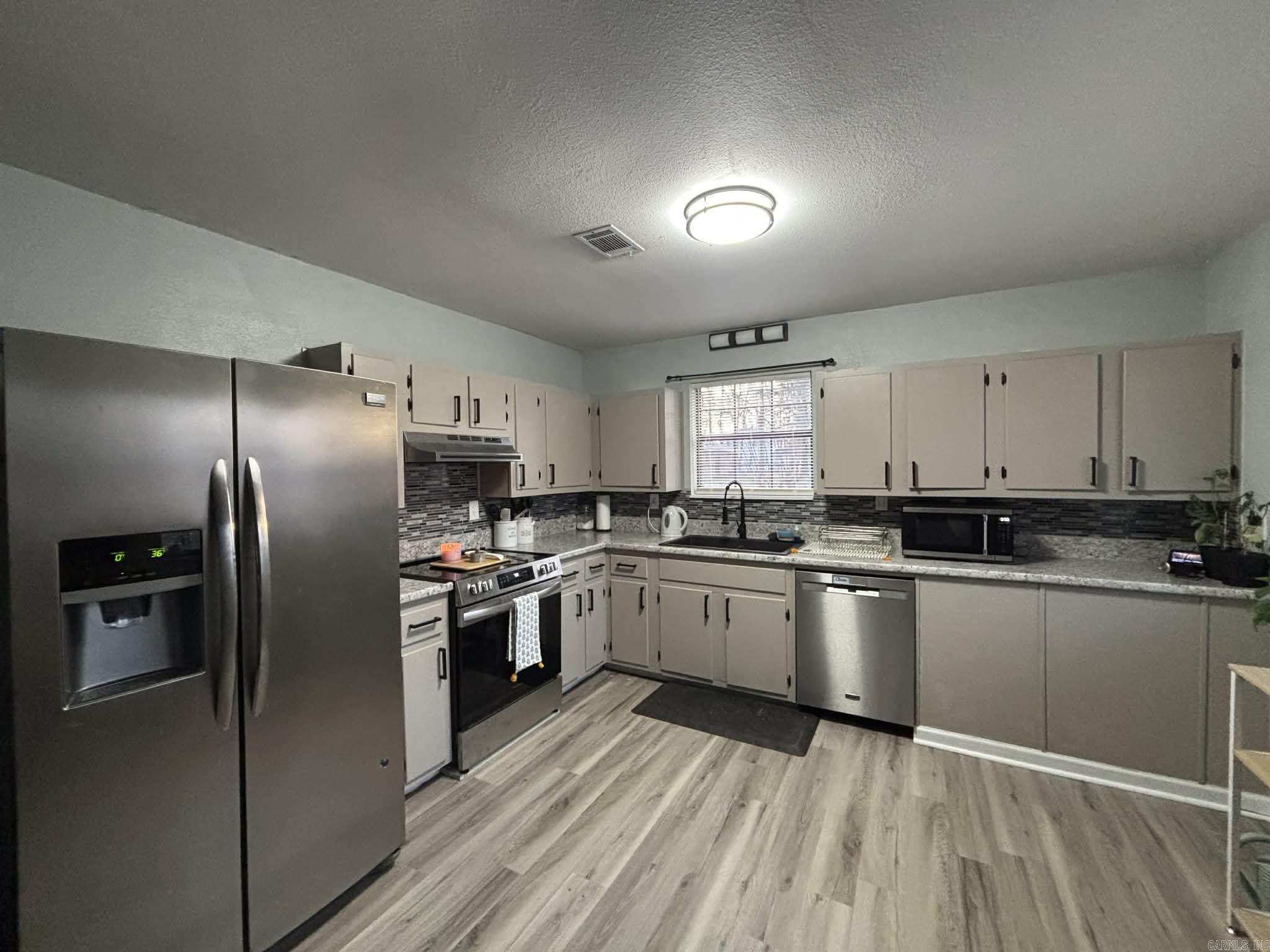 GOODHAVEN - Residential