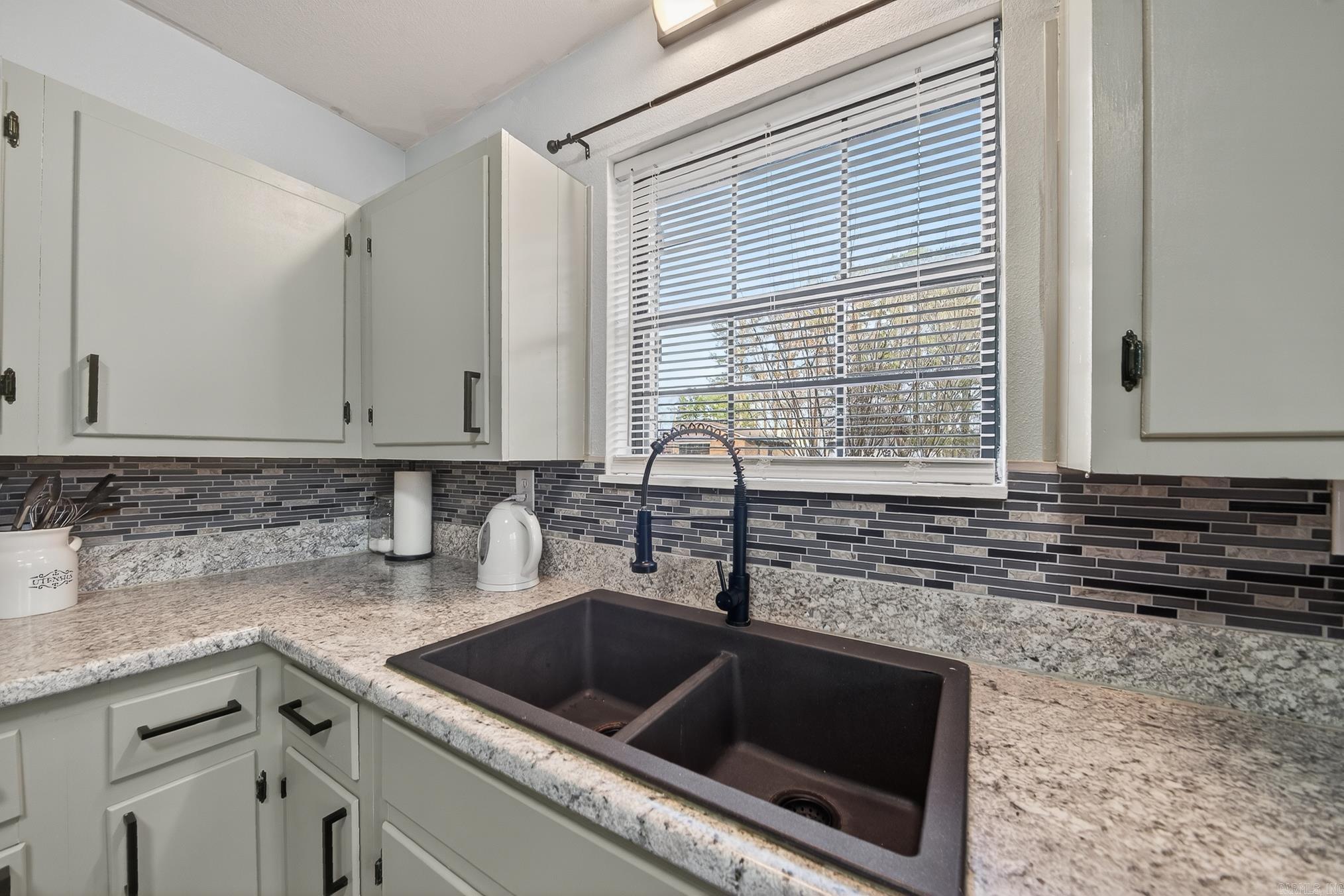 GOODHAVEN - Residential