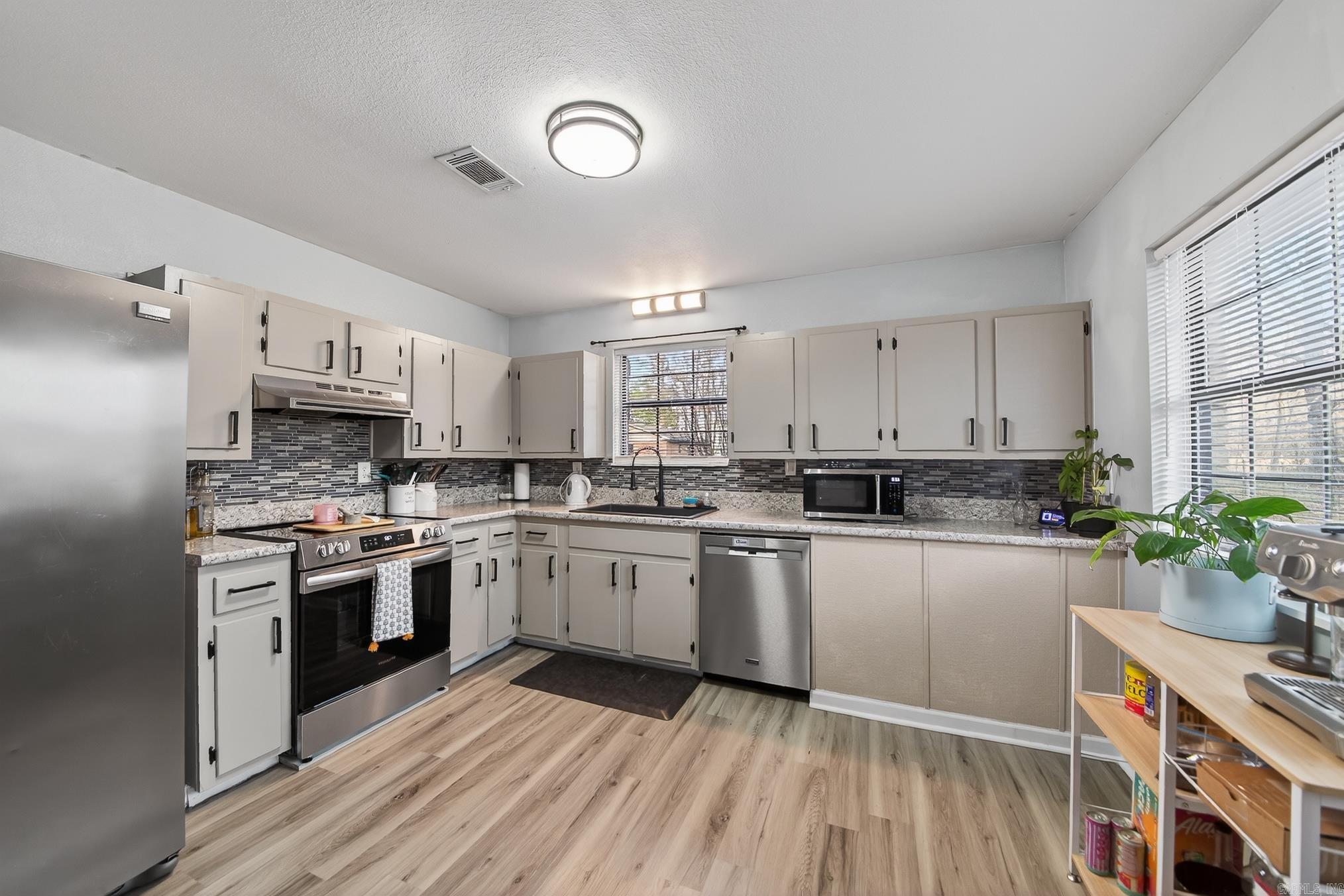 GOODHAVEN - Residential