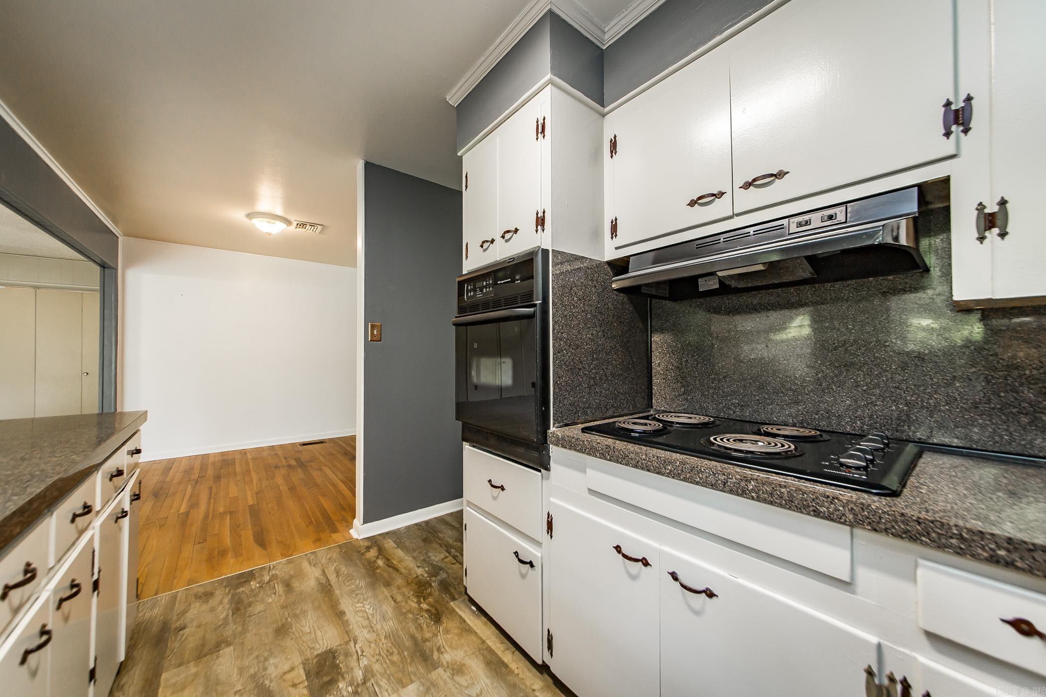 MARYLAND TERRACE - Residential