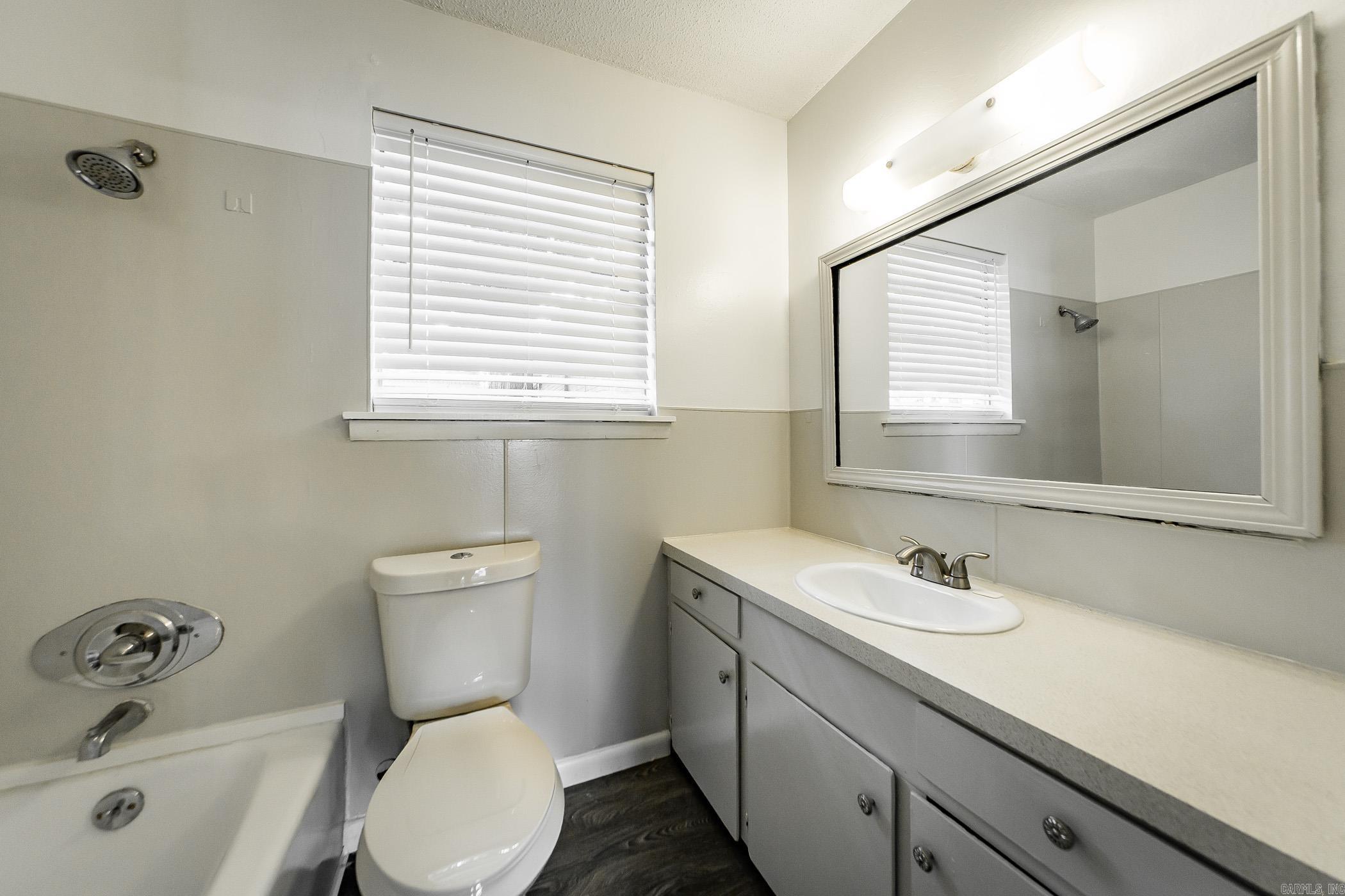 MARYLAND TERRACE - Residential