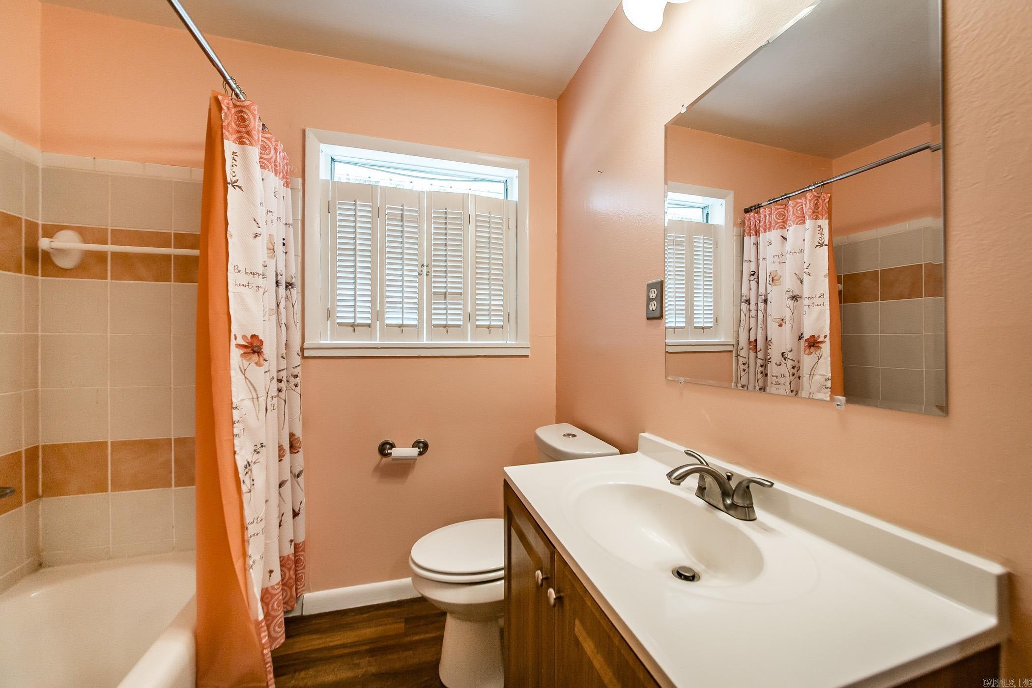 MARYLAND TERRACE - Residential