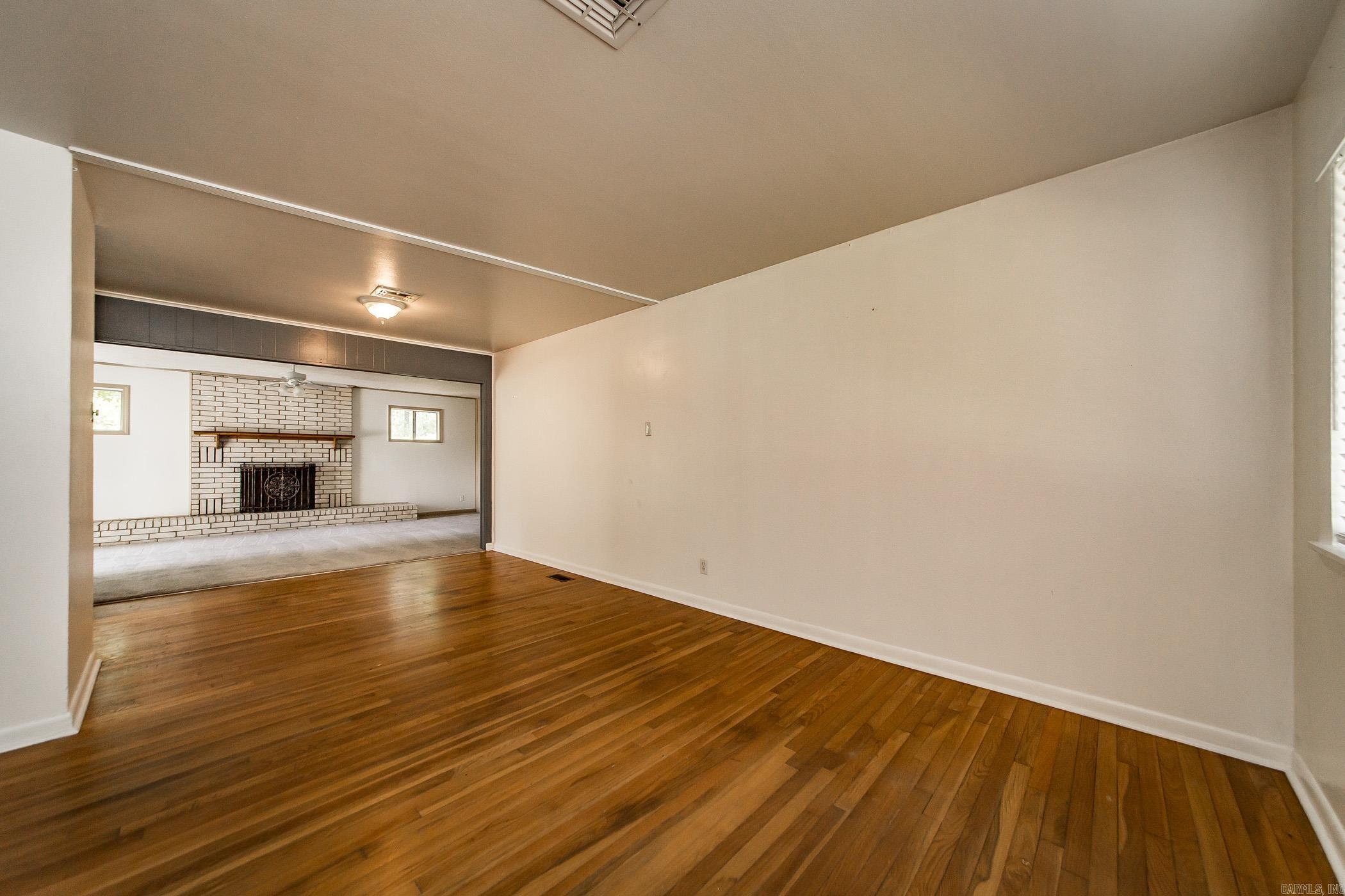 MARYLAND TERRACE - Residential