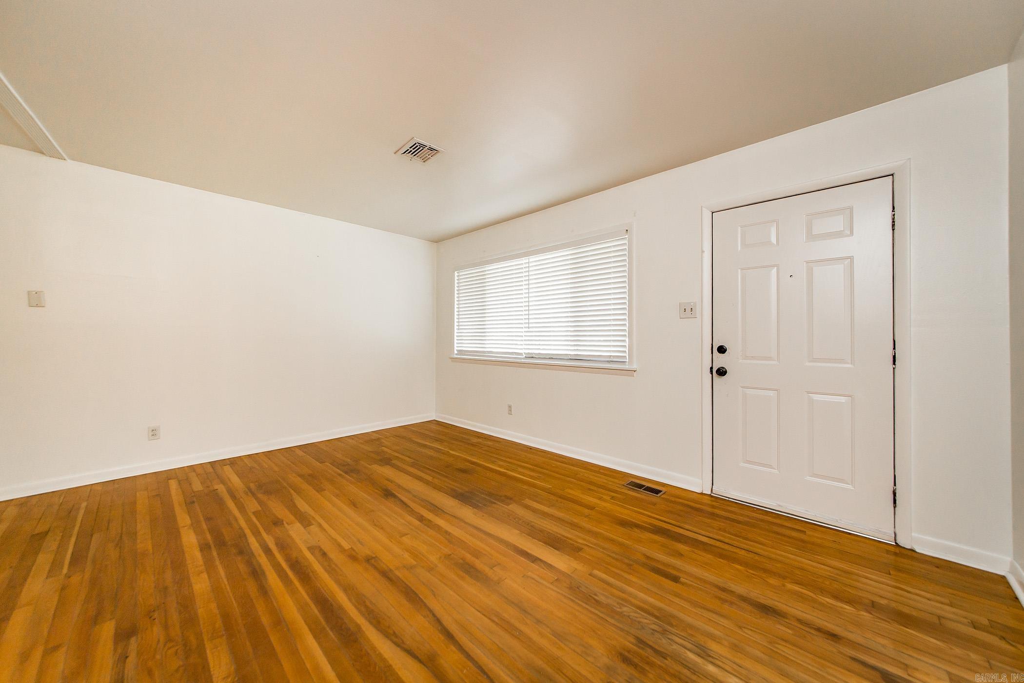 MARYLAND TERRACE - Residential