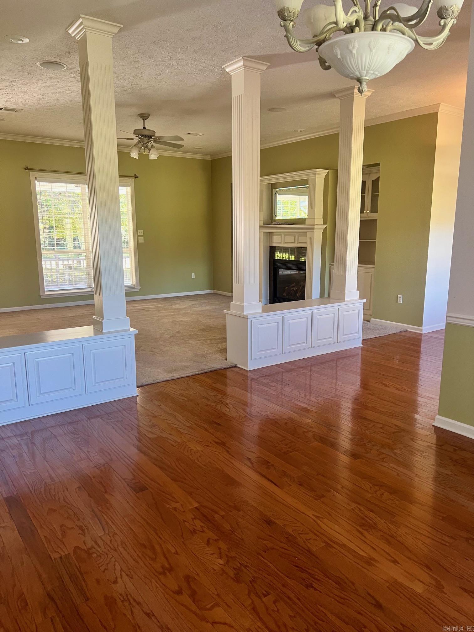 EAGLE RIDGE ESTATES - Residential