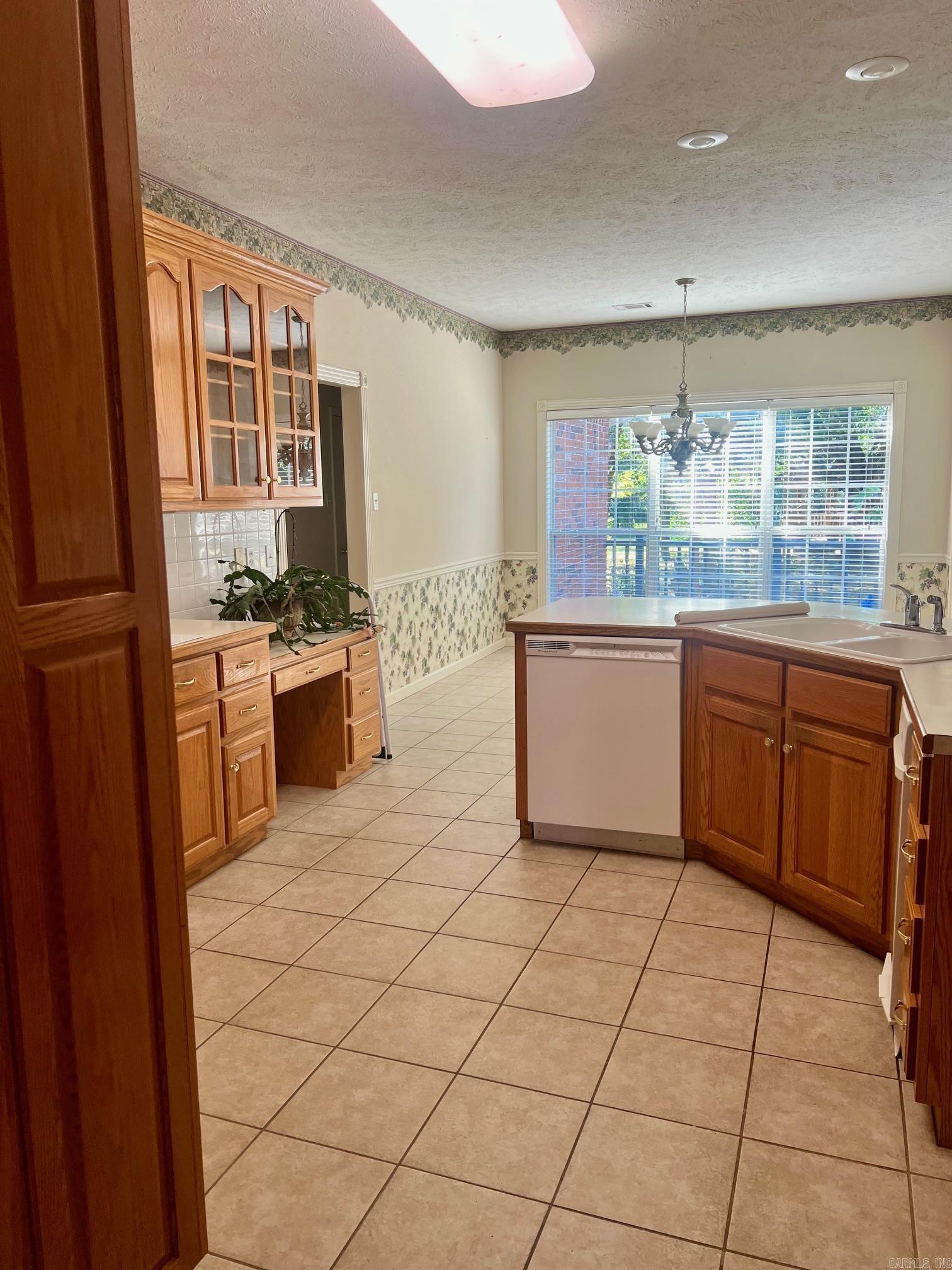 EAGLE RIDGE ESTATES - Residential