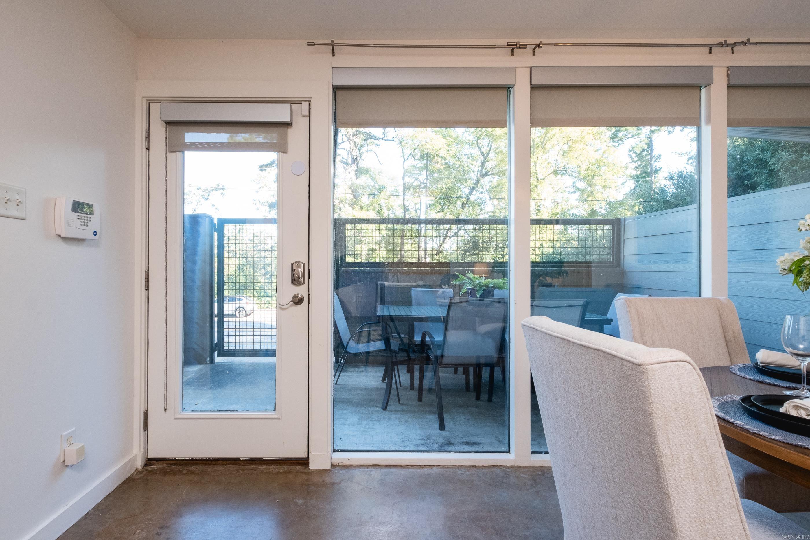 2423 KAVANAUGH HPR - Residential