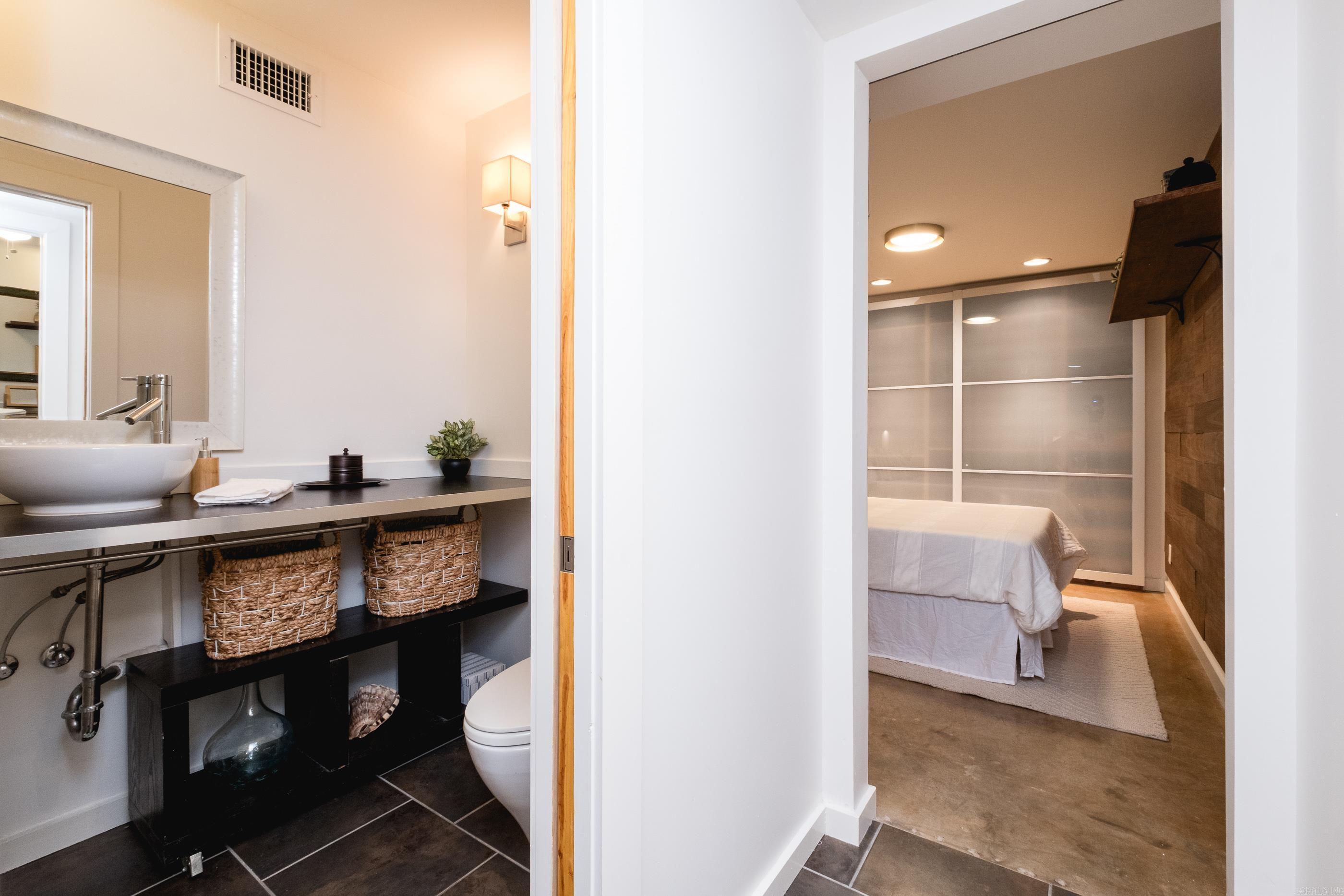 2423 KAVANAUGH HPR - Residential