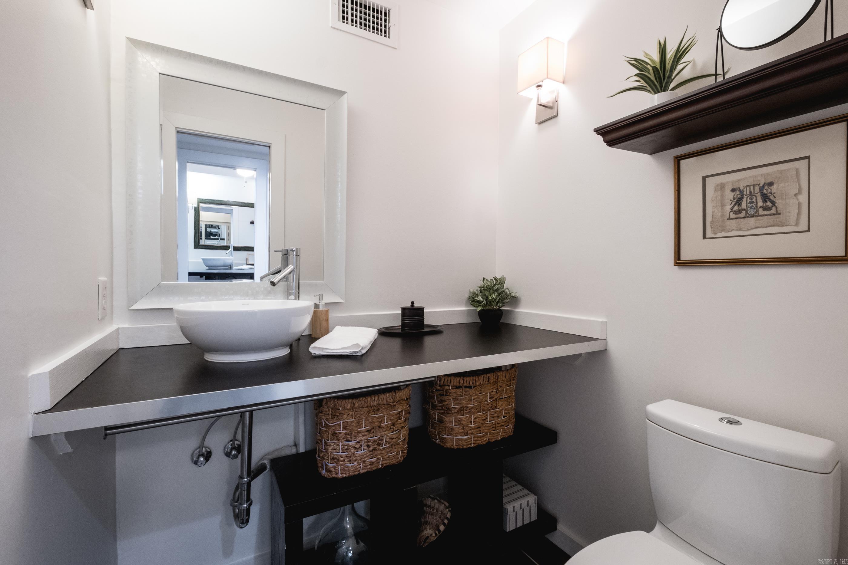 2423 KAVANAUGH HPR - Residential