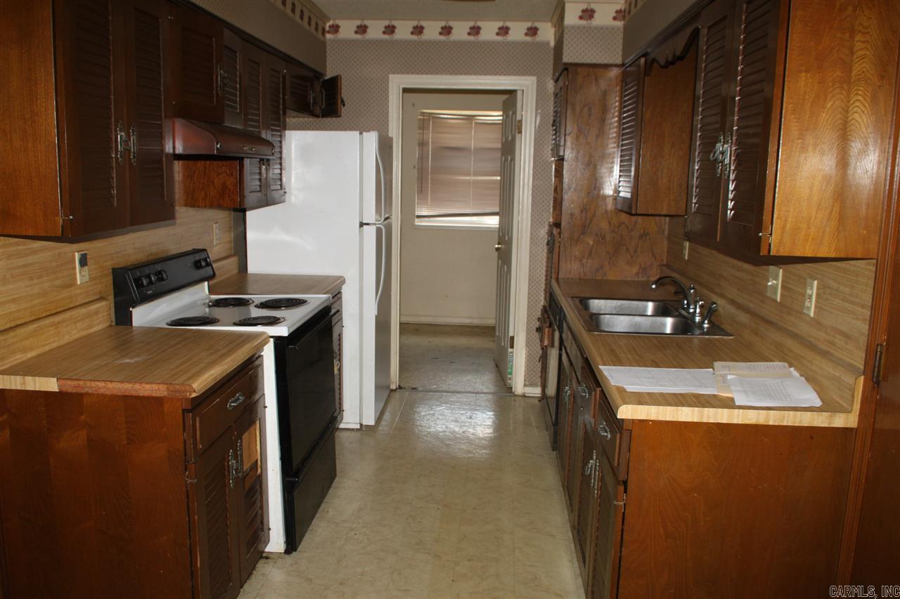 ALLENDALE MANOR - Residential