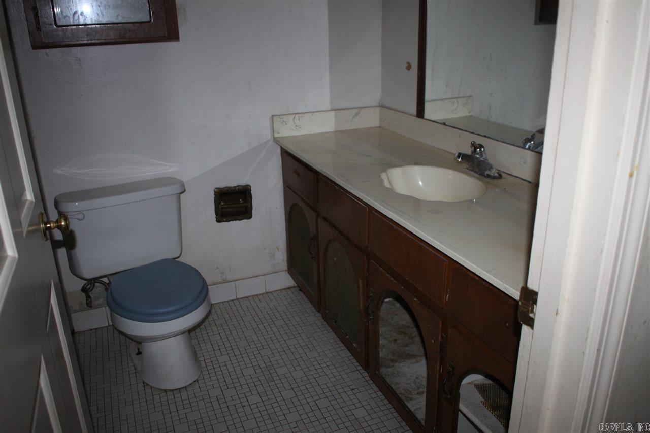 ALLENDALE MANOR - Residential