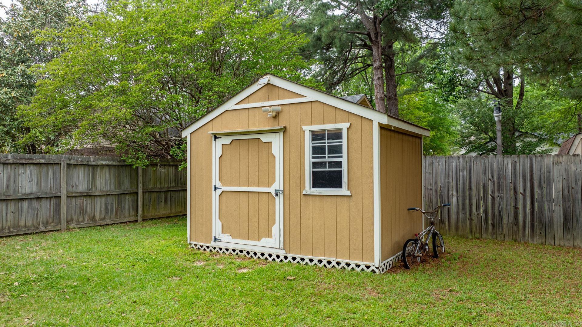 TUCKER CREEK - Residential