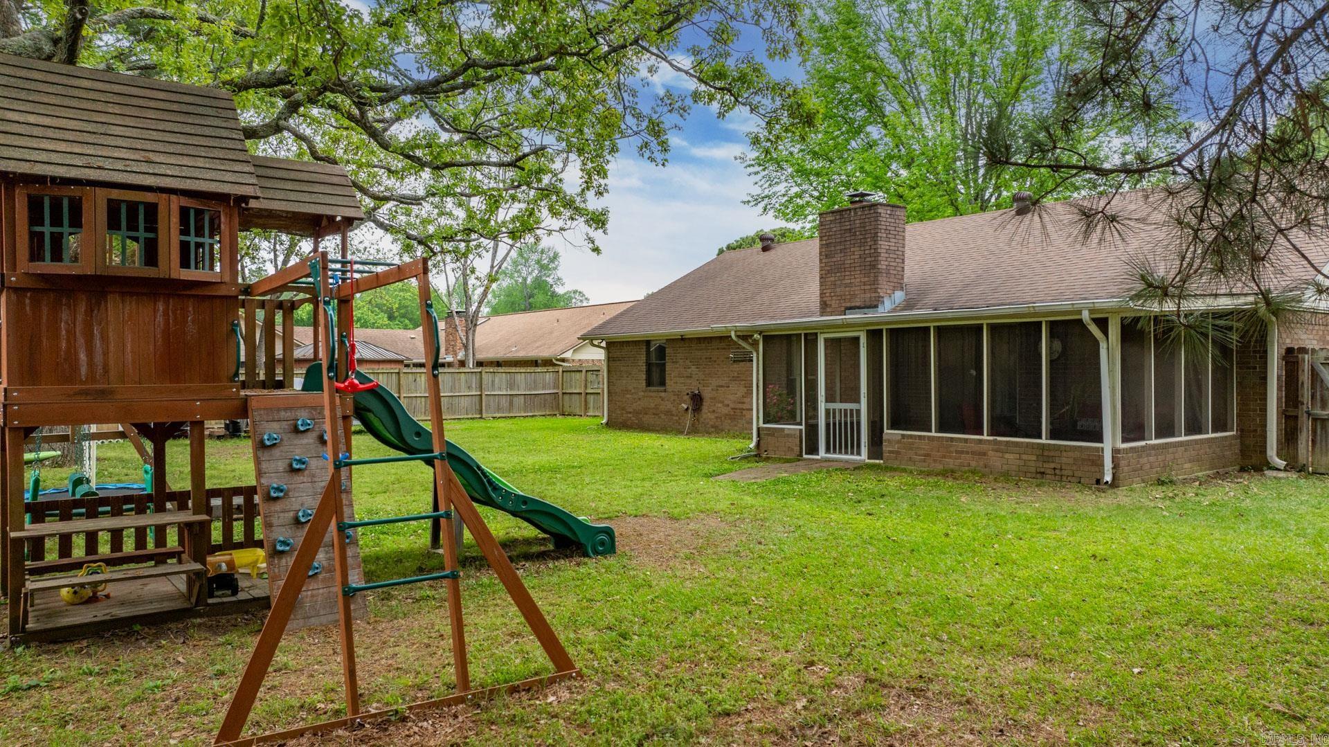 TUCKER CREEK - Residential