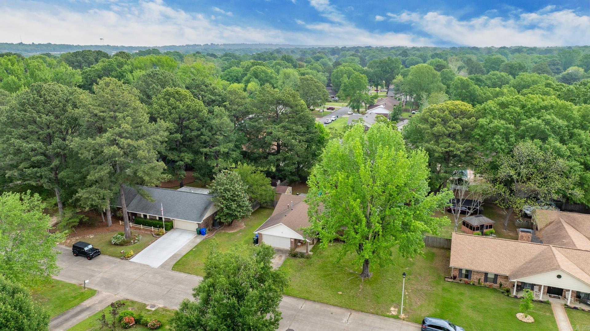 TUCKER CREEK - Residential