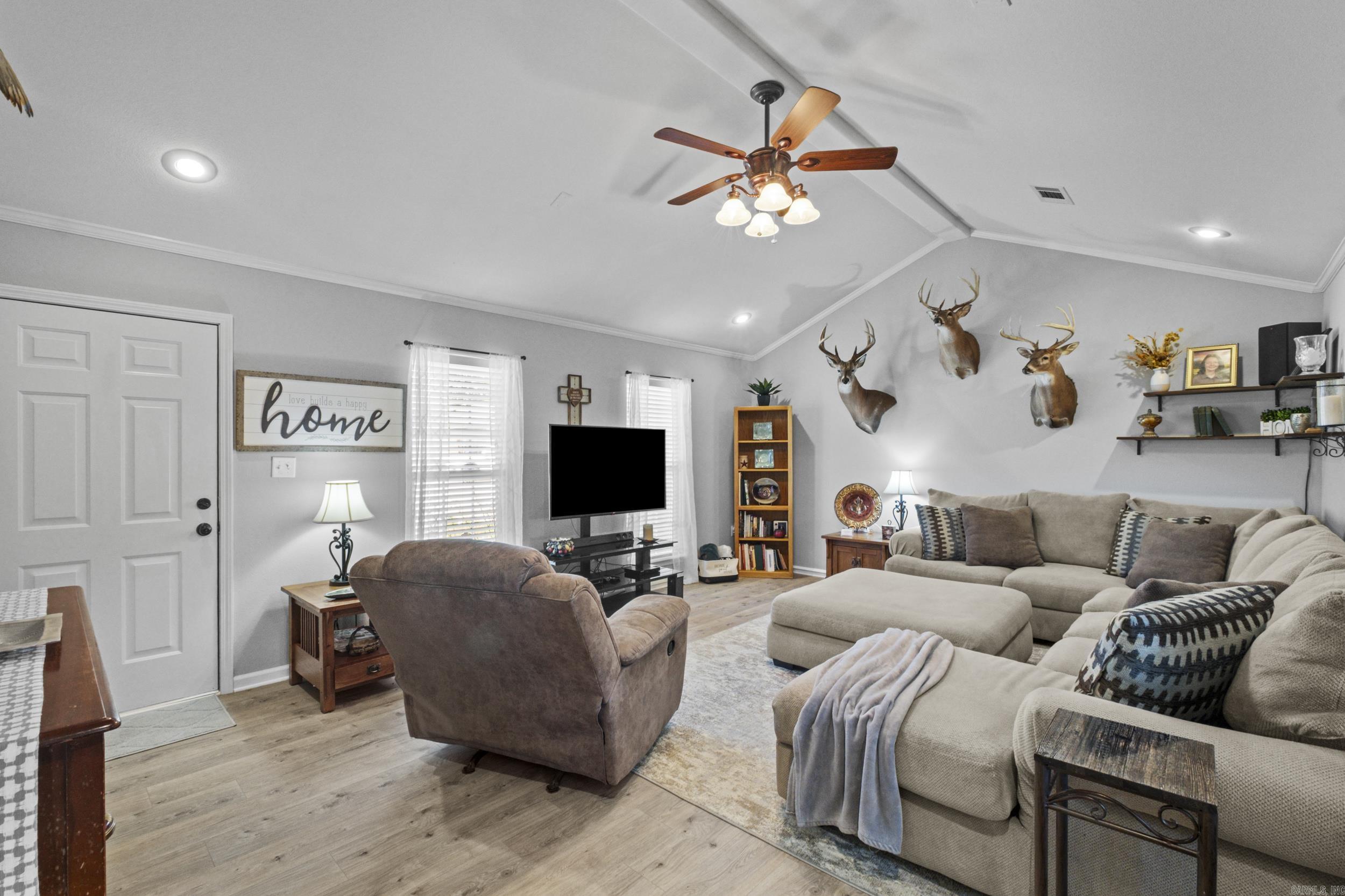 COUNTRY MEADOWS S/D - Residential