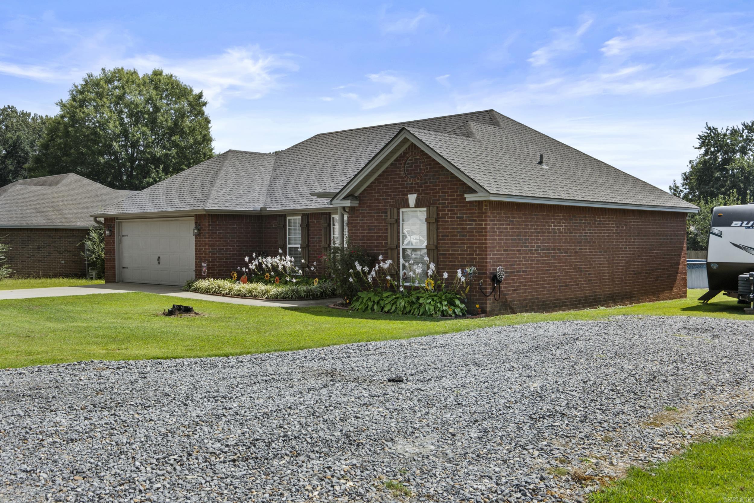 COUNTRY MEADOWS S/D - Residential