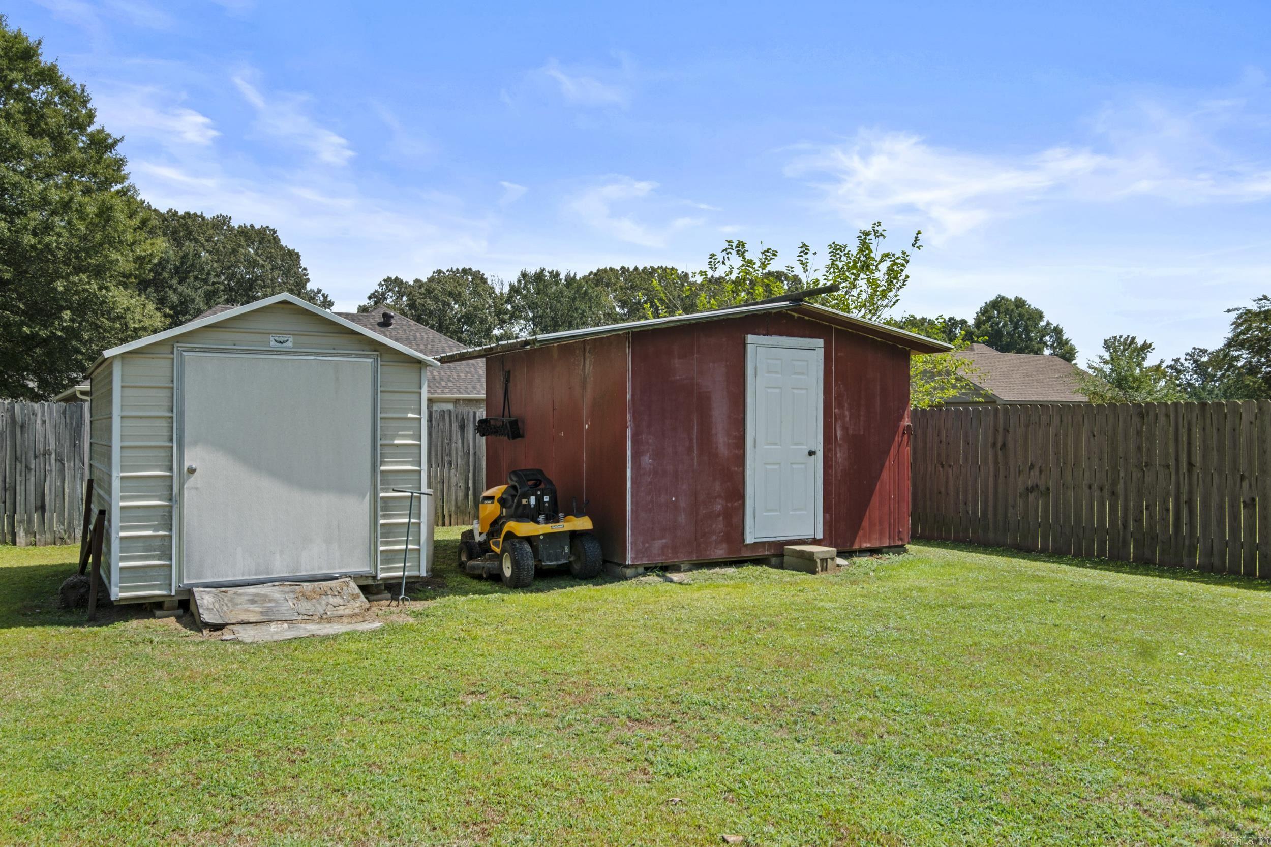 COUNTRY MEADOWS S/D - Residential