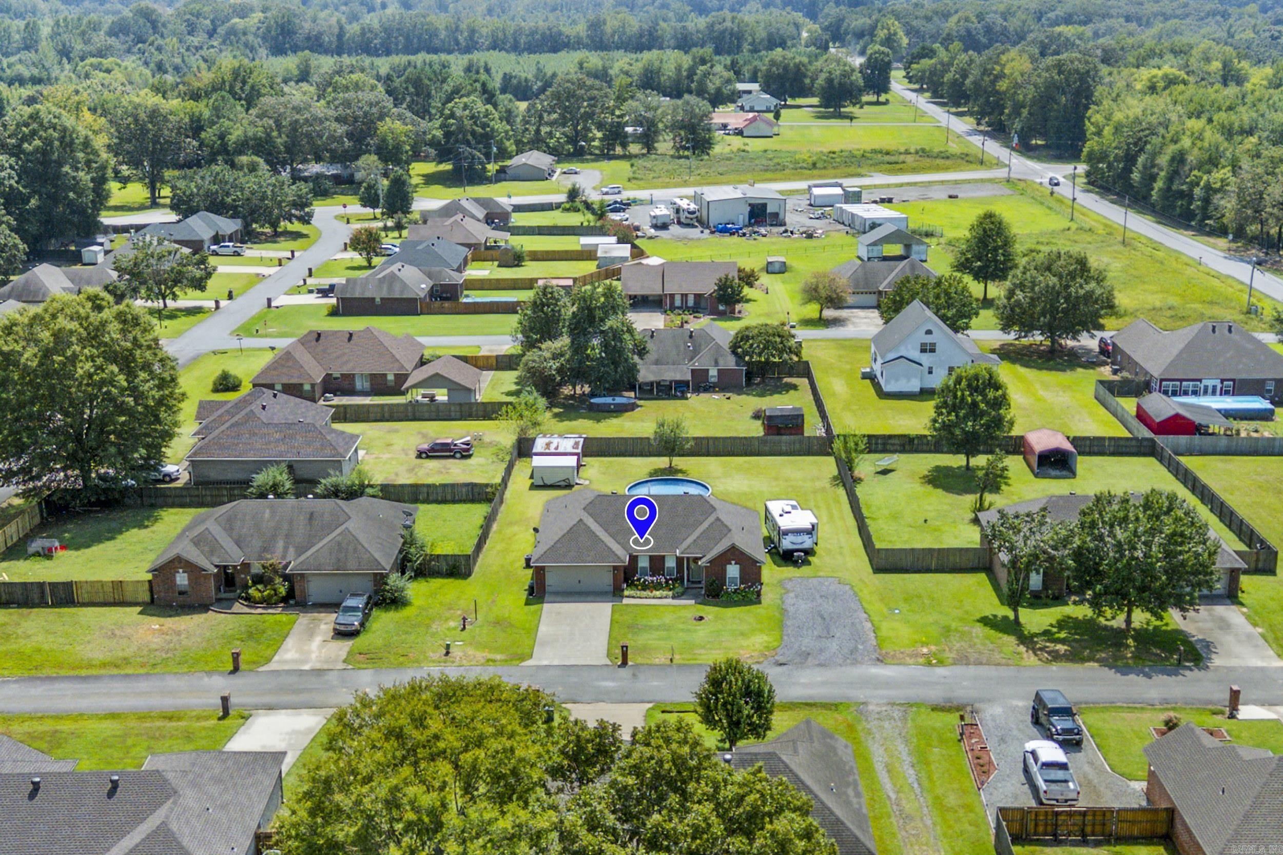 COUNTRY MEADOWS S/D - Residential