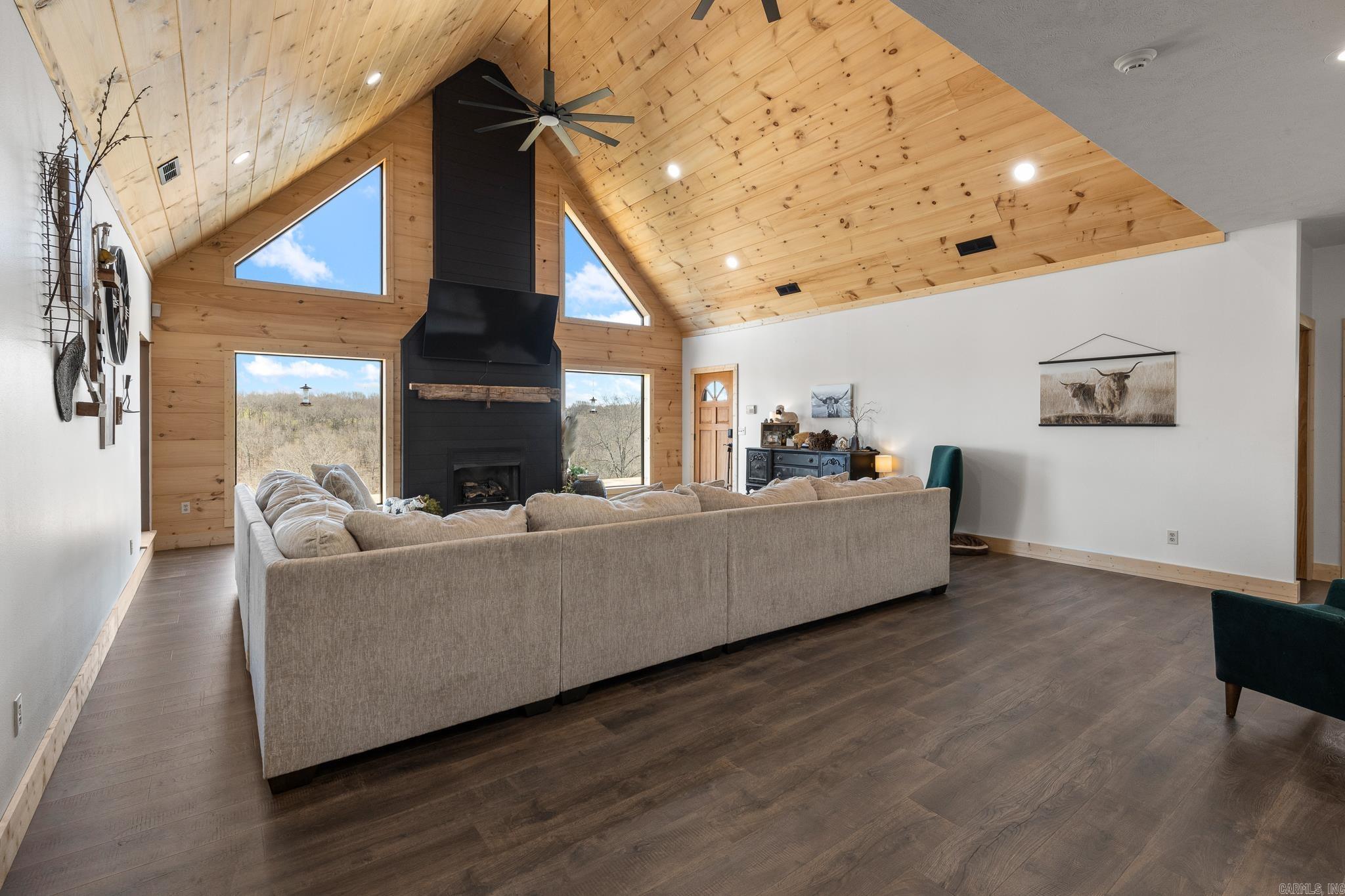 Metes & Bounds - Residential