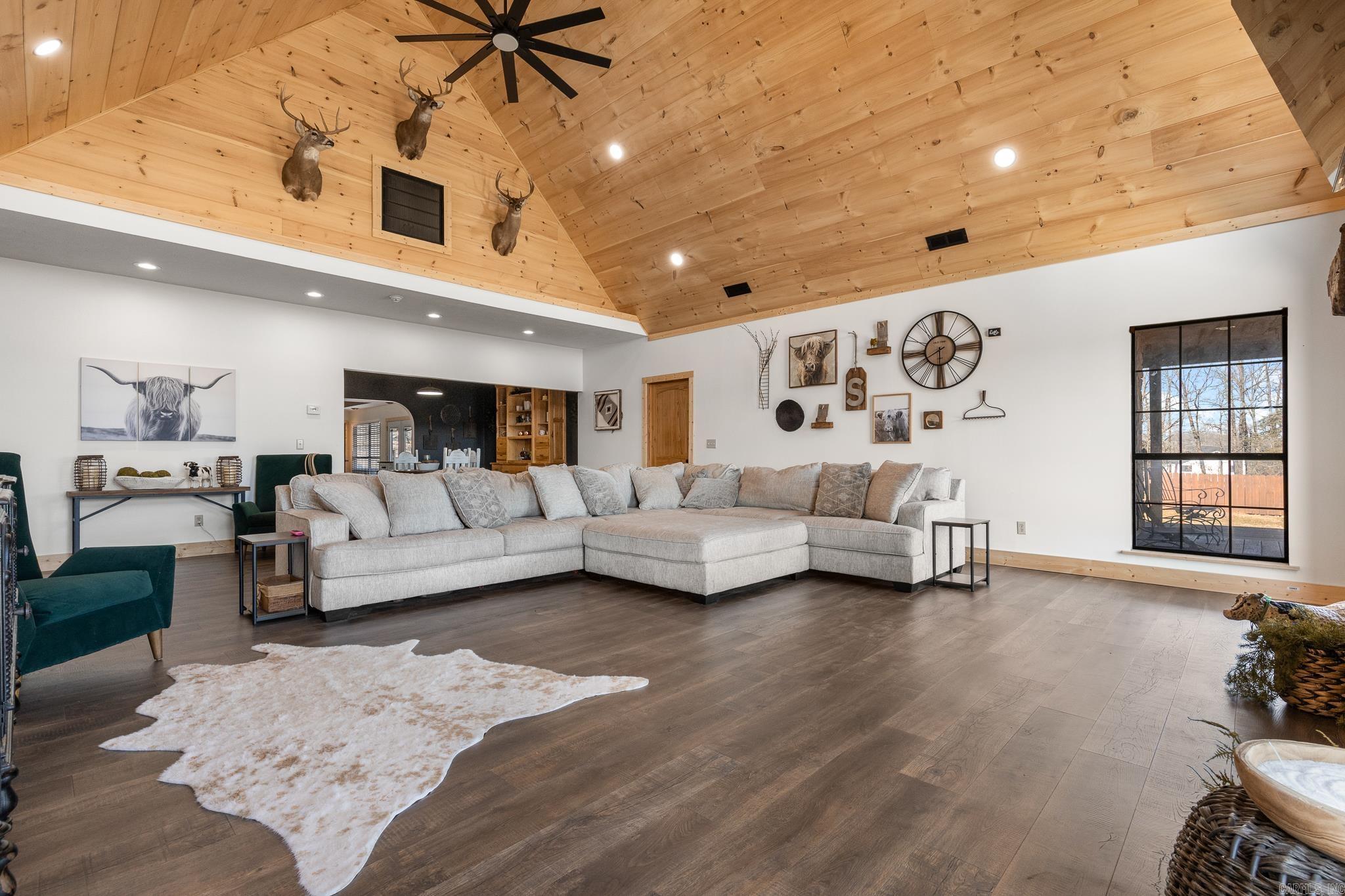 Metes & Bounds - Residential