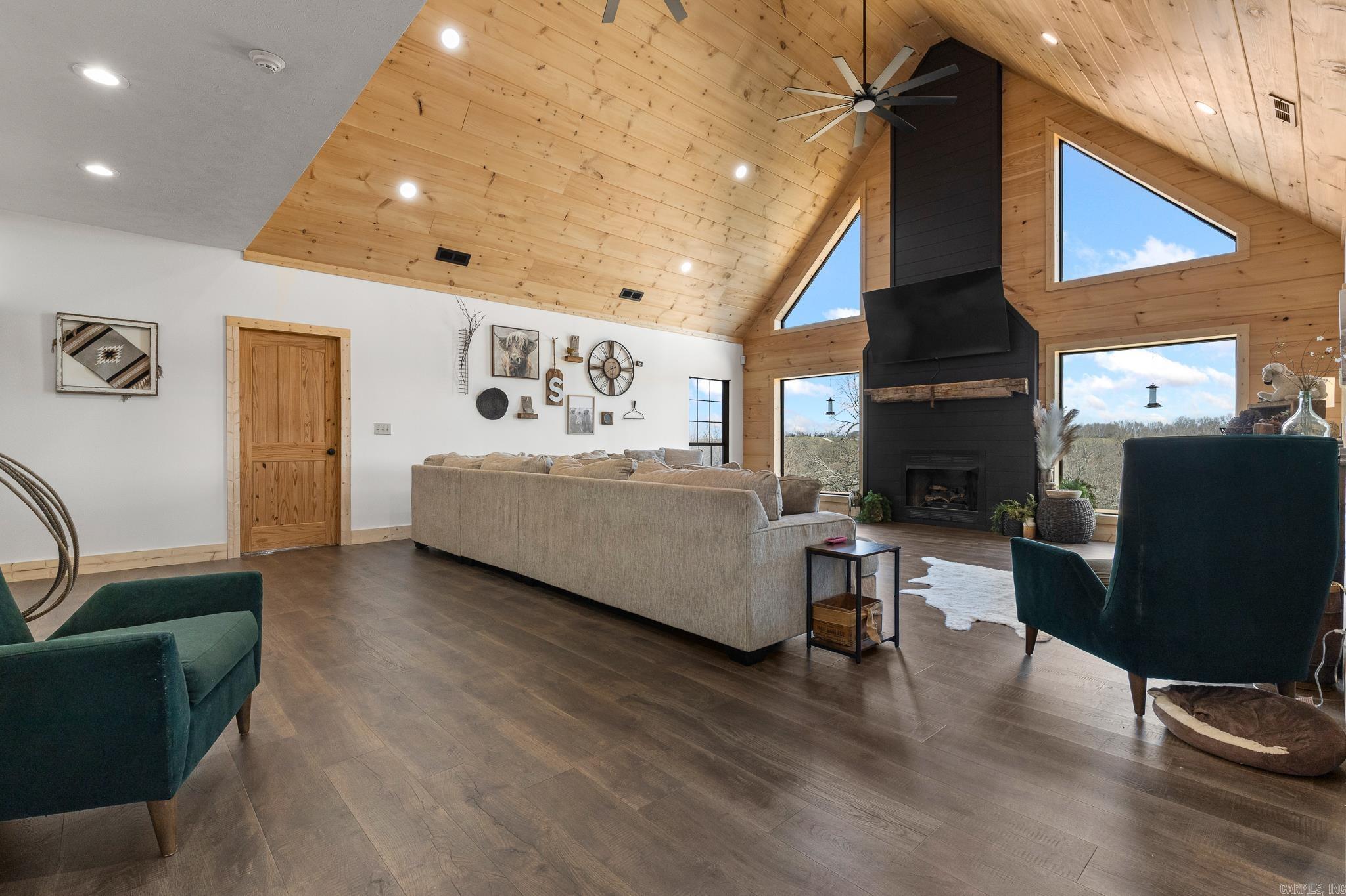 Metes & Bounds - Residential