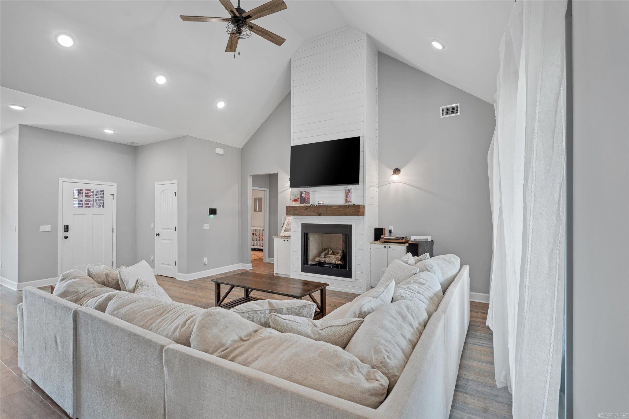 FAIRVIEW HAVEN - Residential