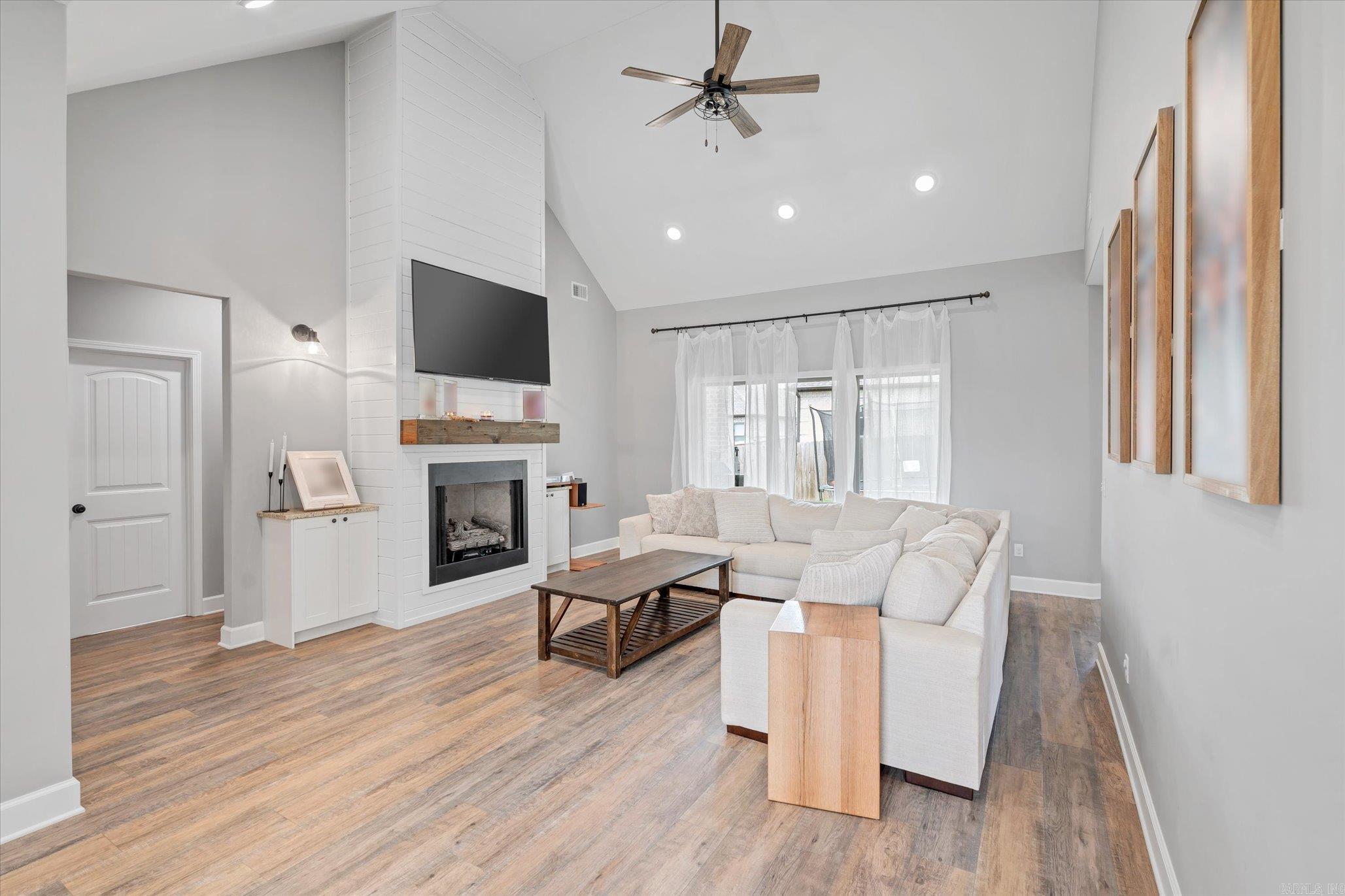 FAIRVIEW HAVEN - Residential