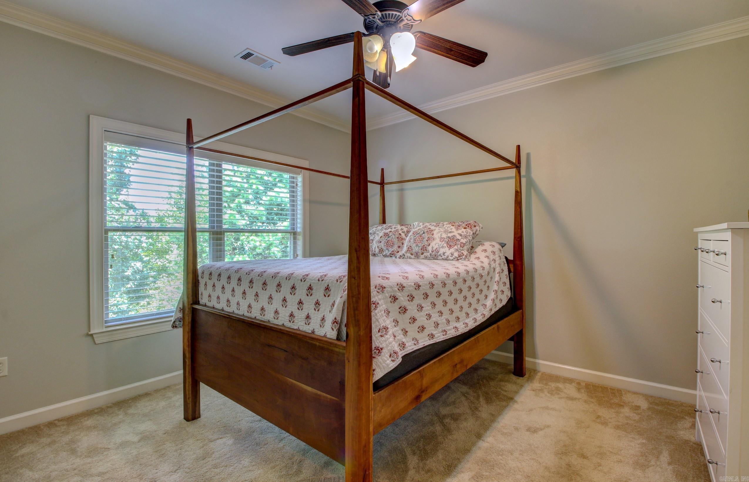 WOODLANDS EDGE - Residential