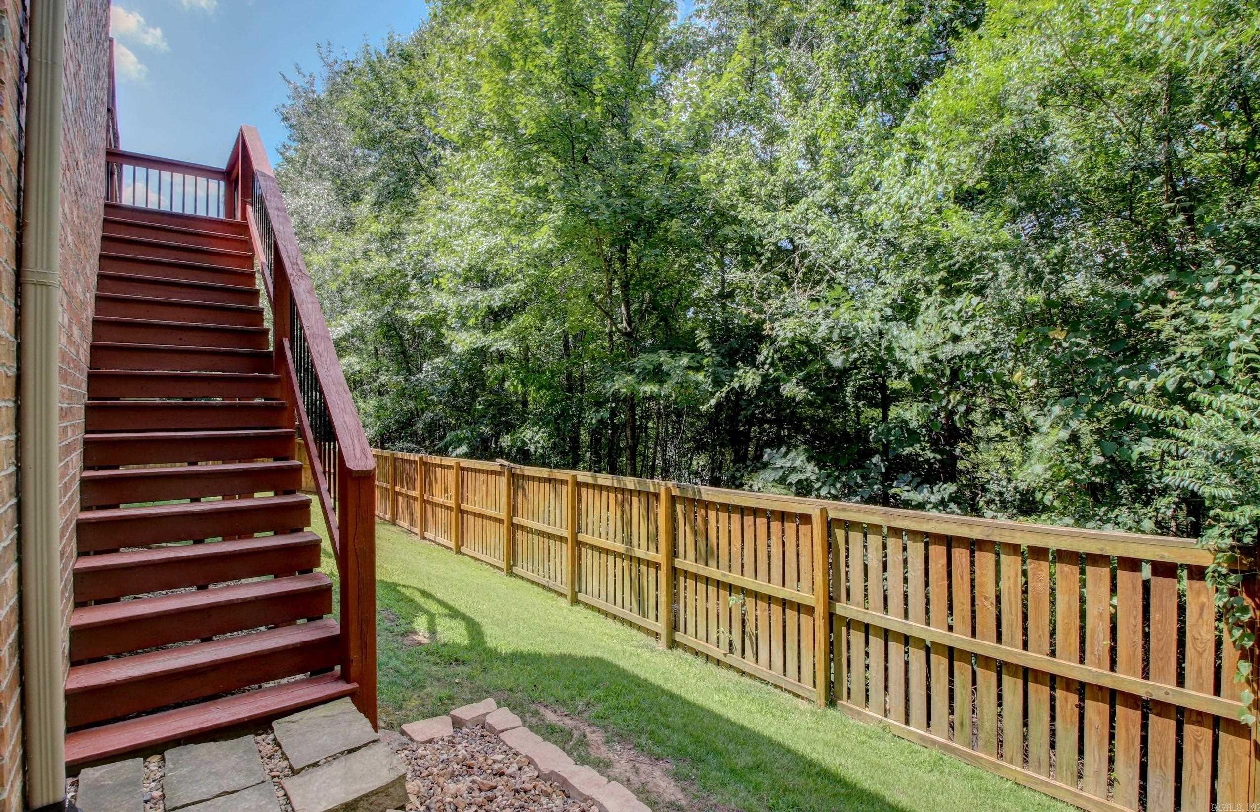 WOODLANDS EDGE - Residential