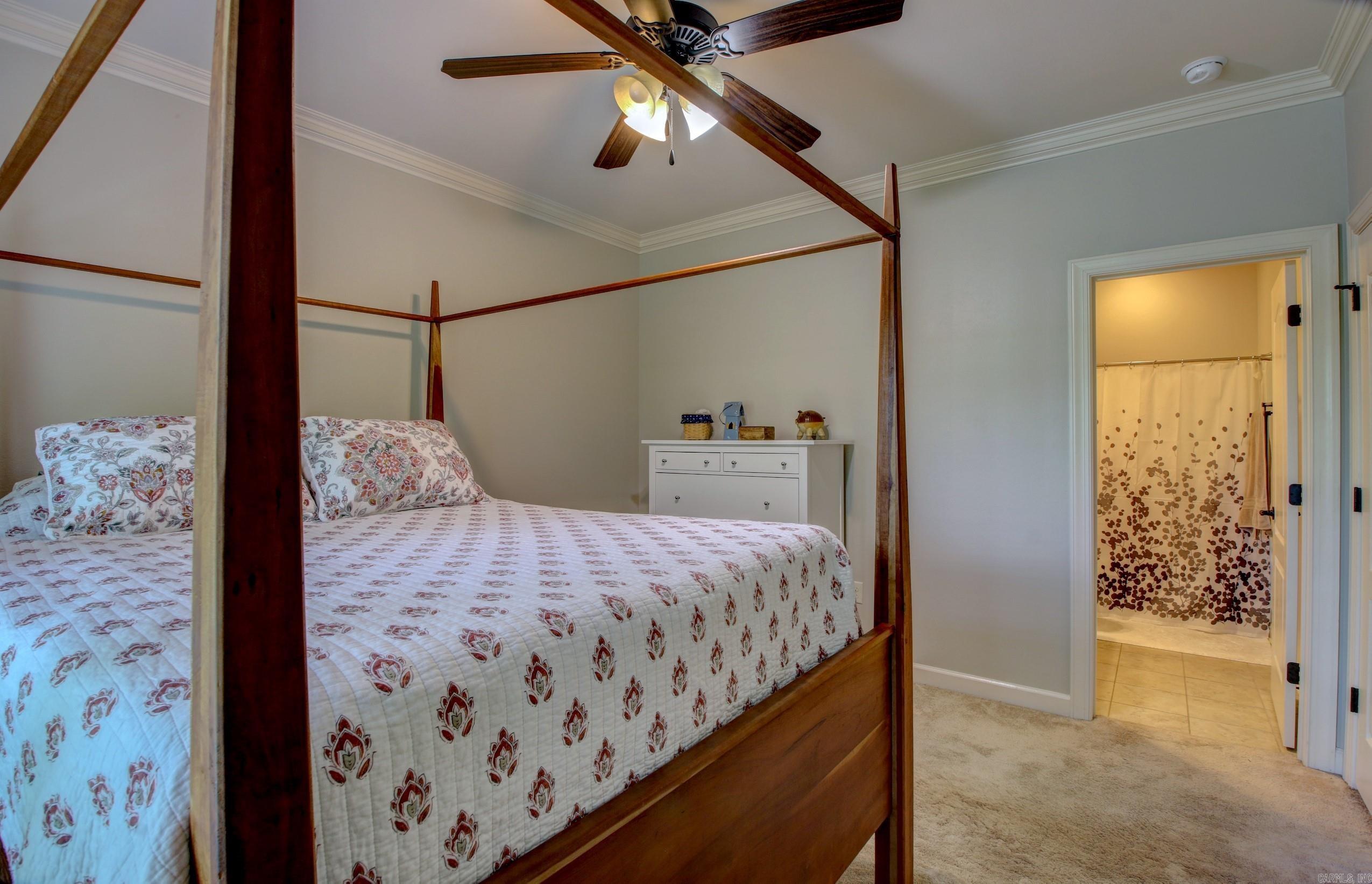 WOODLANDS EDGE - Residential