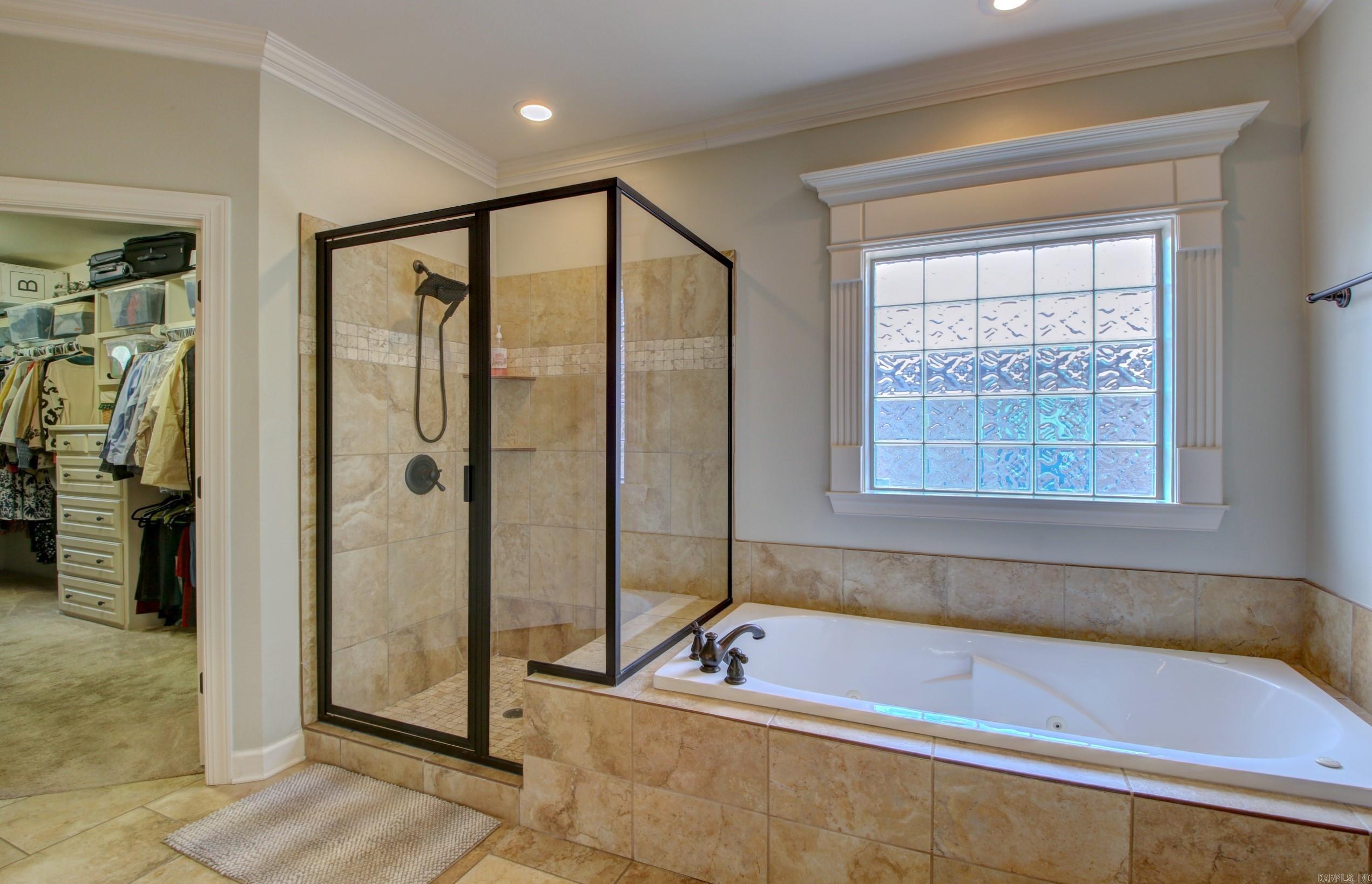 WOODLANDS EDGE - Residential