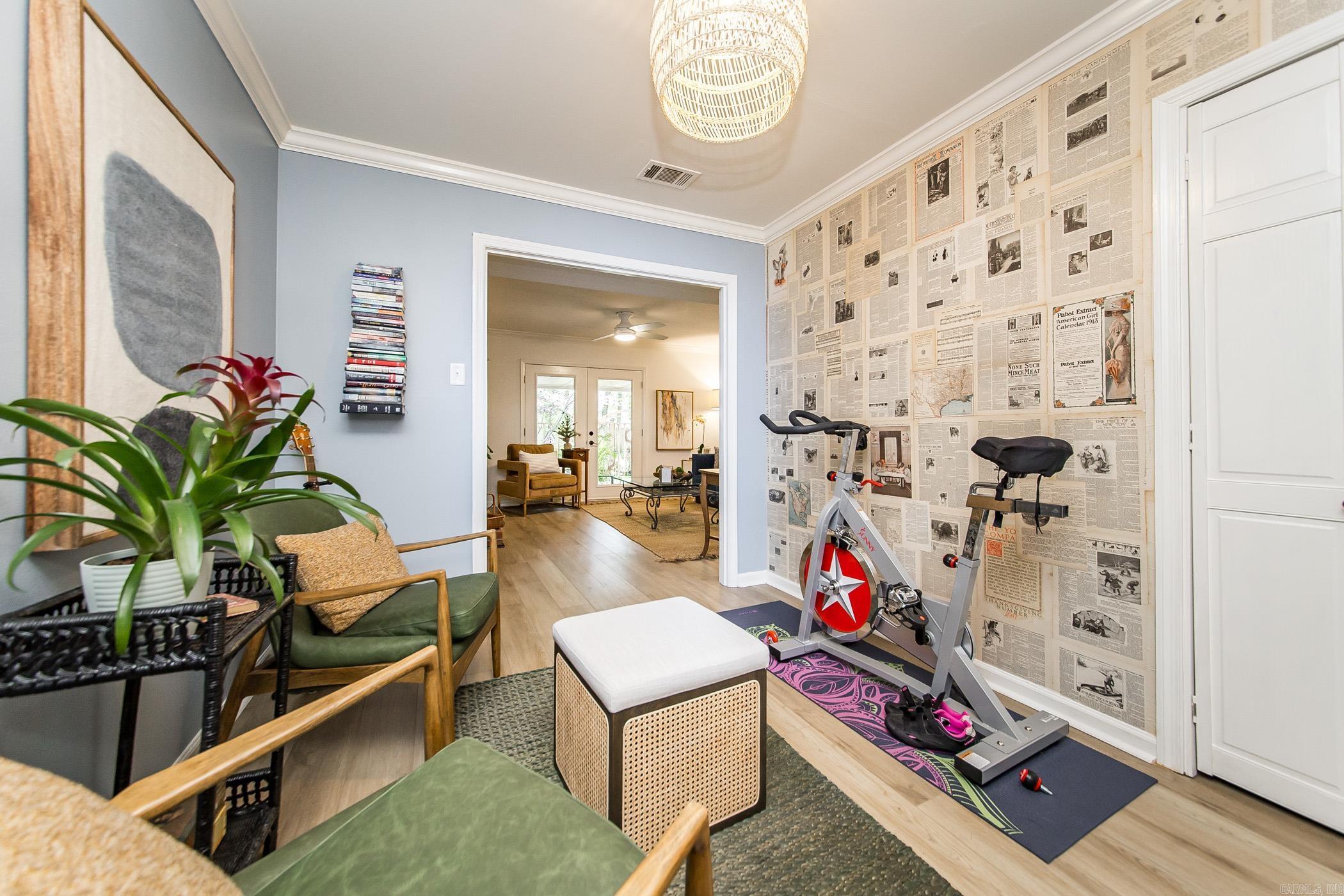 KINGSBRIDGE TWNHSE - Residential