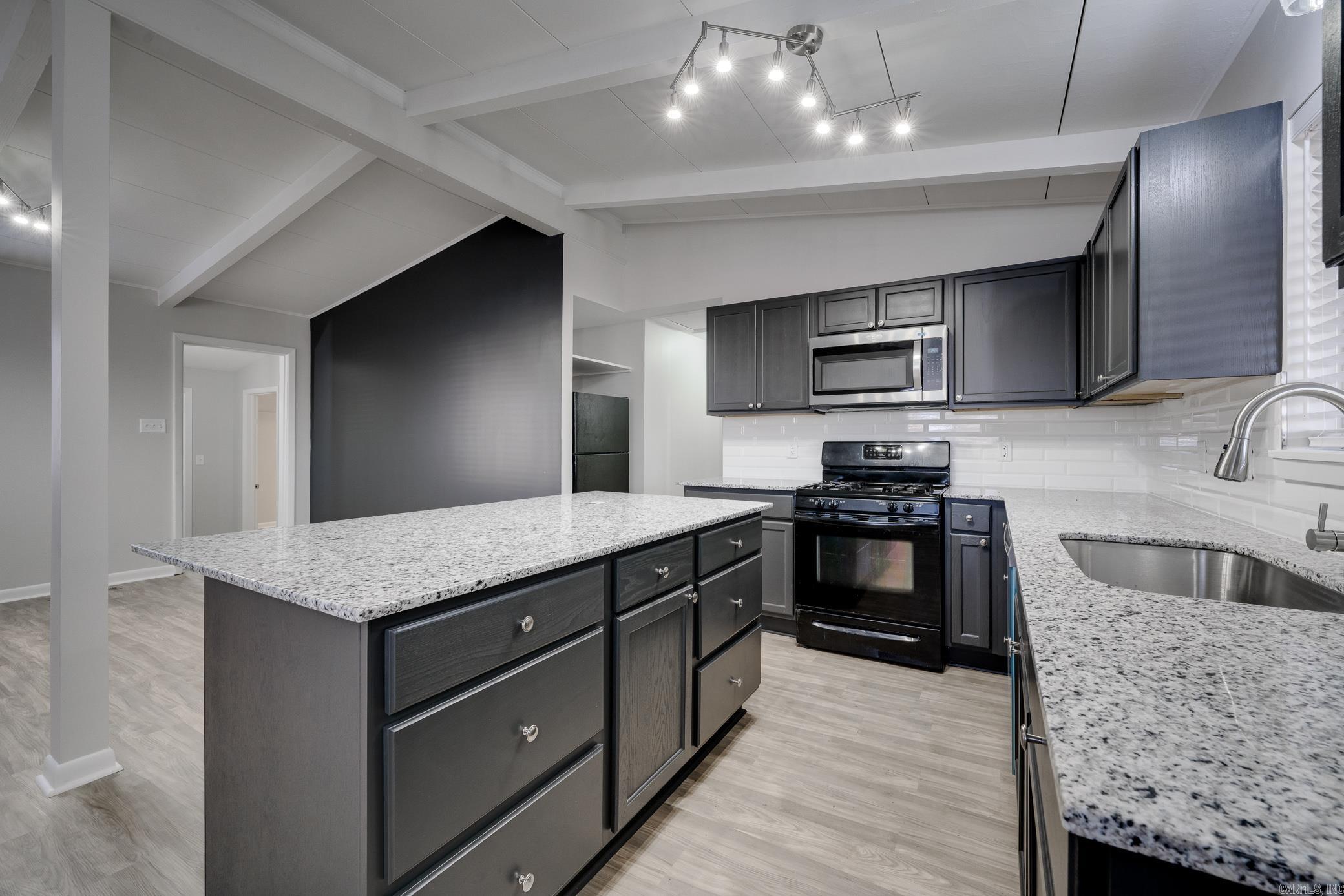 SUNNYDALE ADDN - Residential