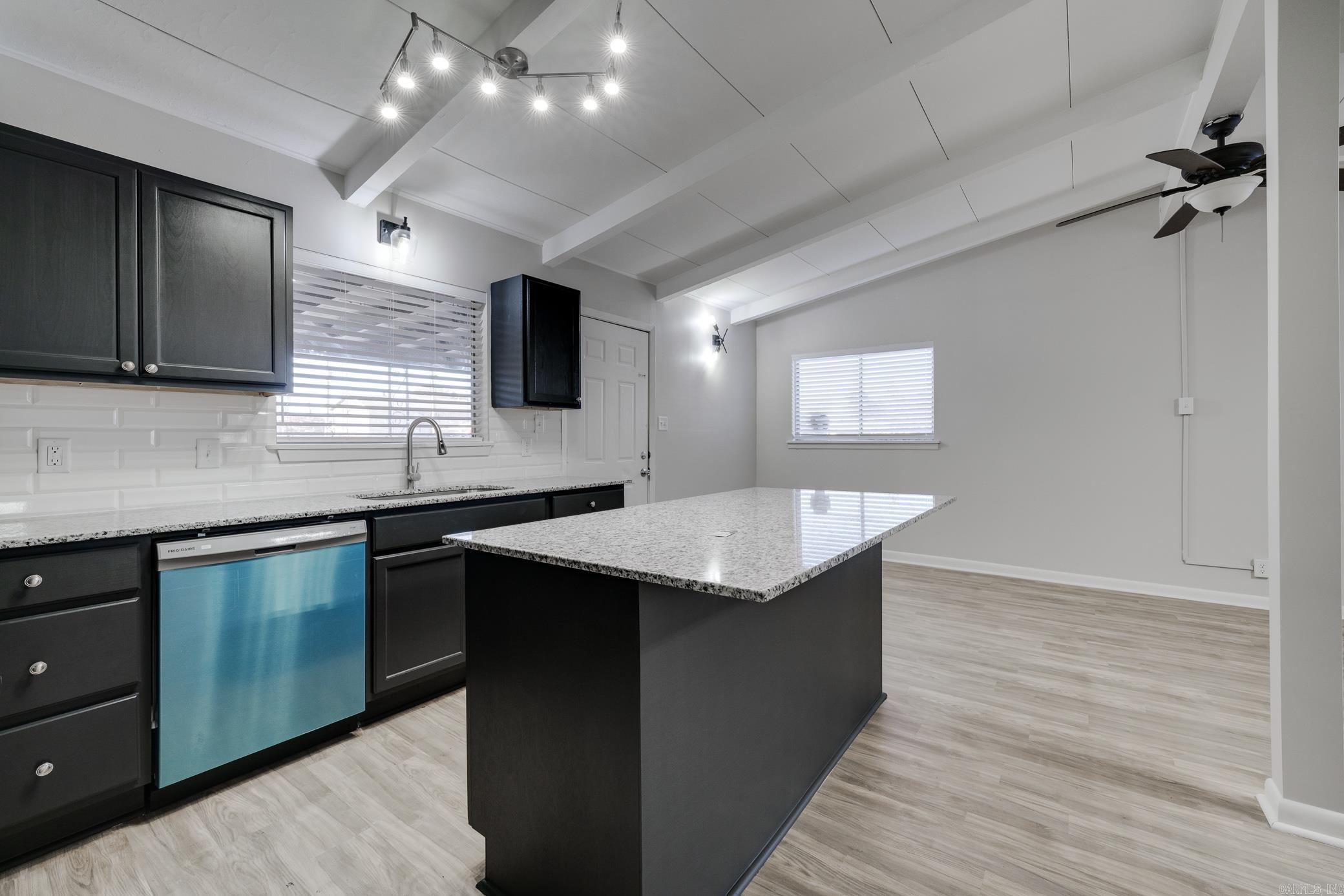 SUNNYDALE ADDN - Residential