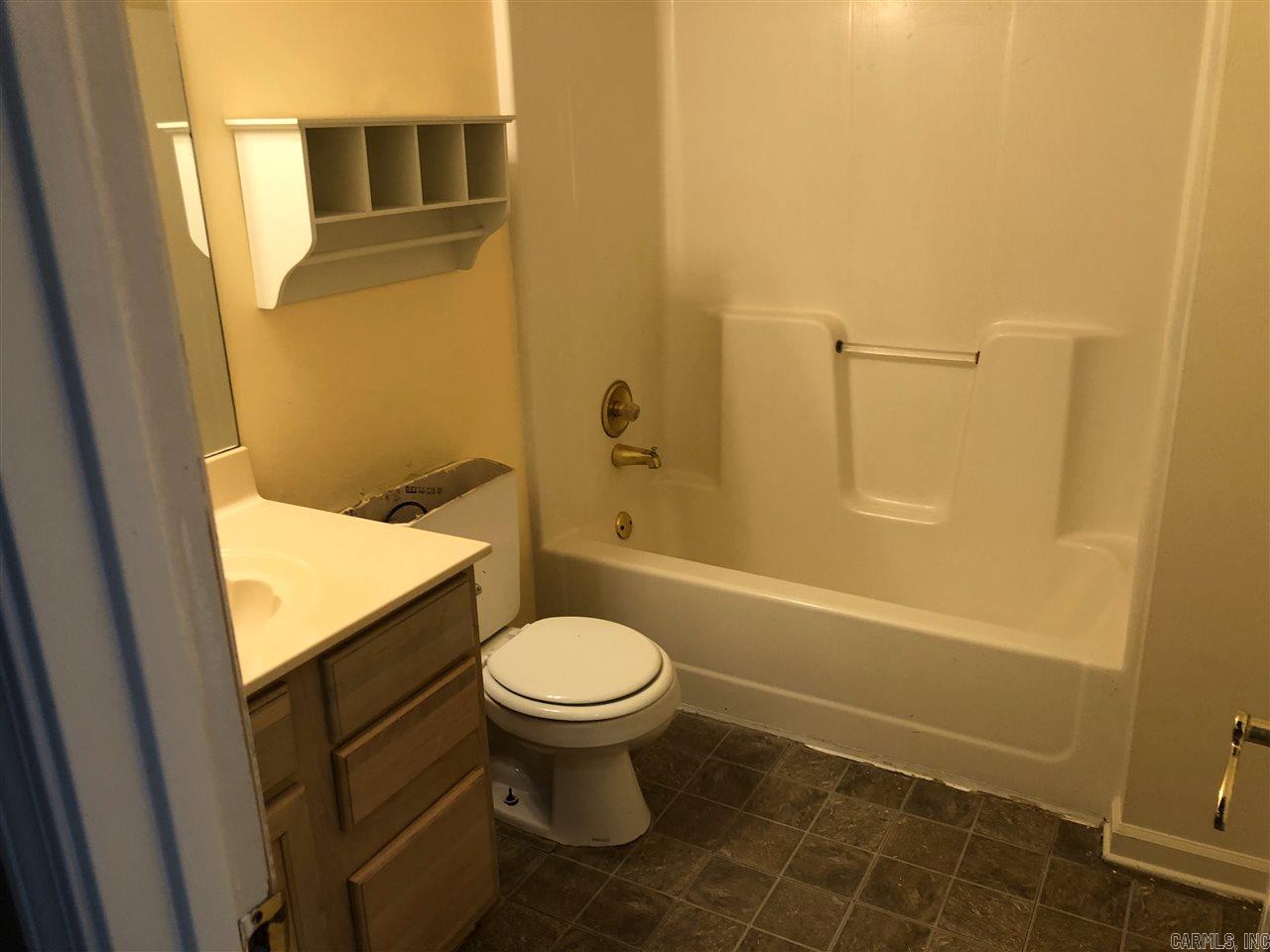 Sweetwater Estates - Residential Lease