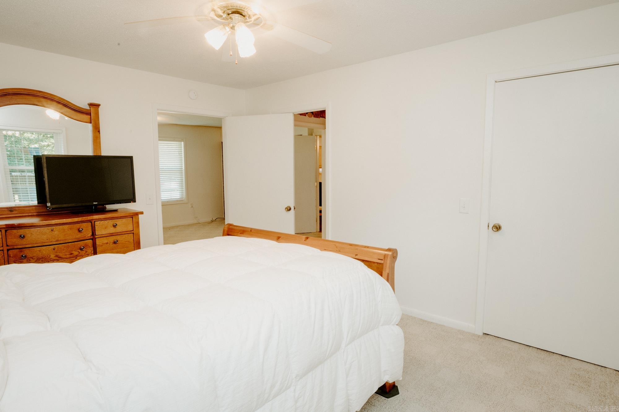 OAK FORREST - Residential