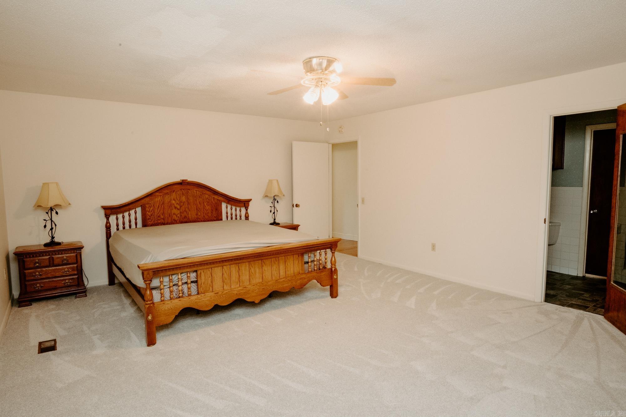 OAK FORREST - Residential