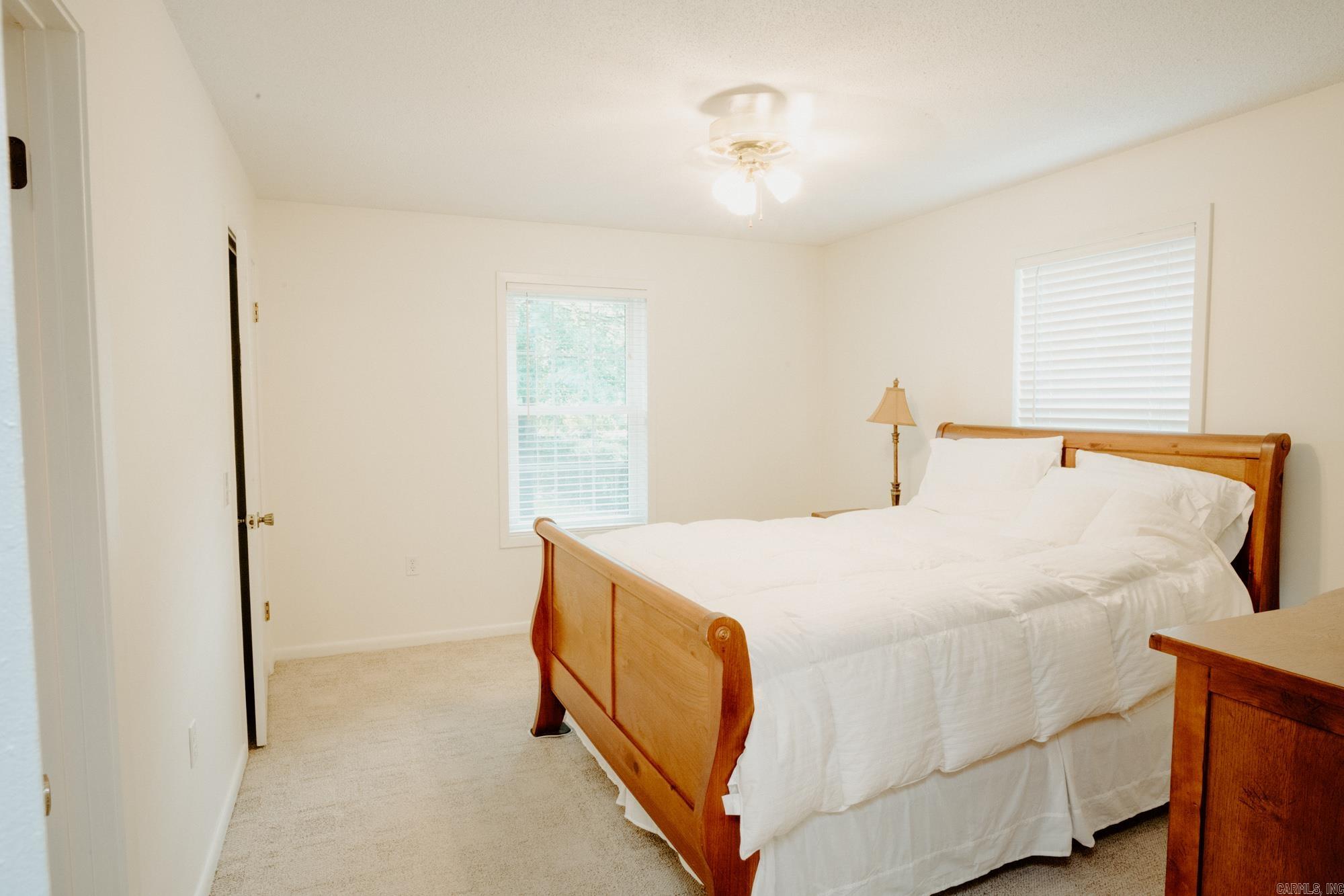 OAK FORREST - Residential