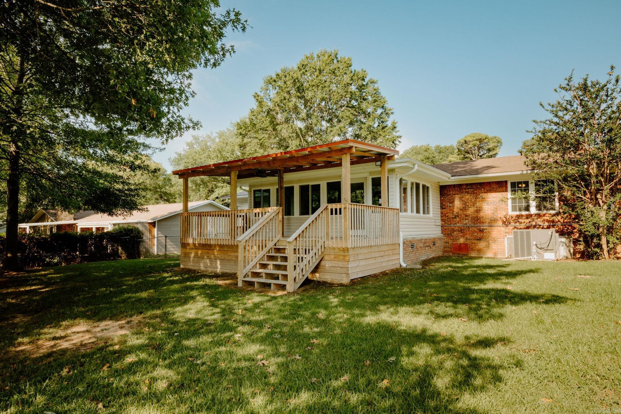 OAK FORREST - Residential